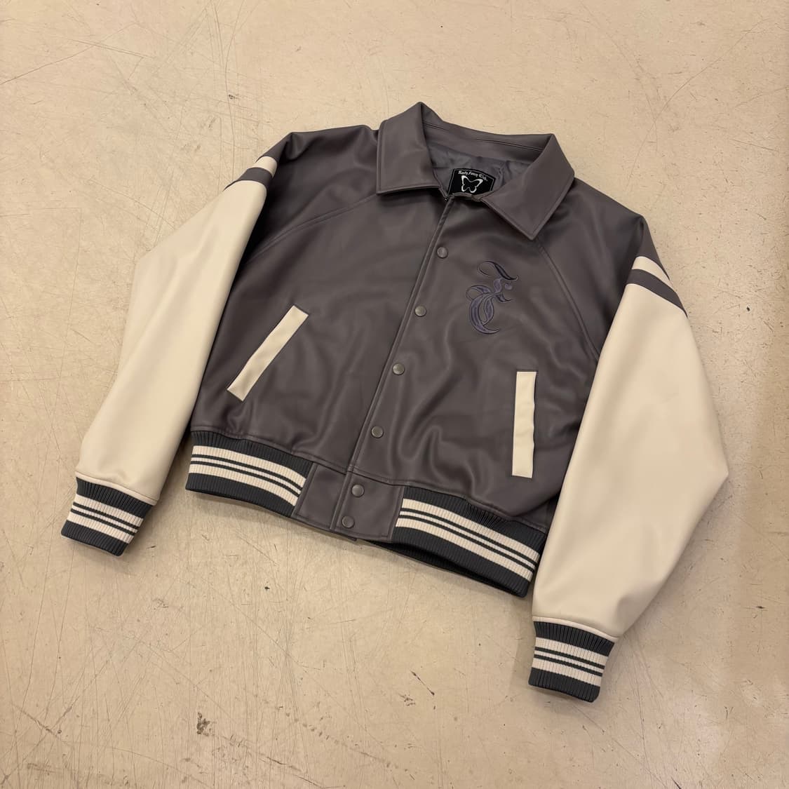 네스티팬시클럽 퍼플 레더 바시티 자켓 상품이미지2