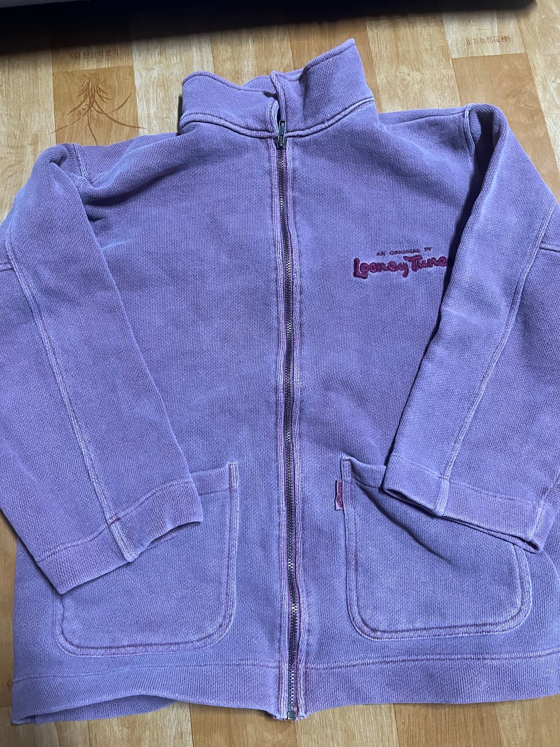 90s 루니툰즈 핑크 집업 상품이미지1