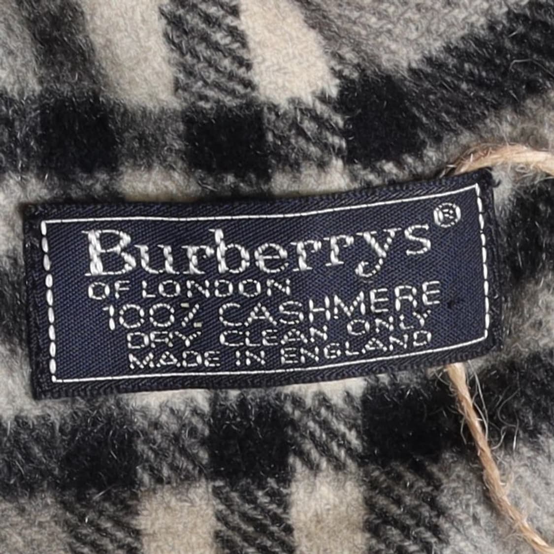 버버리 Burberrys Nova Check Cashmere Scarf  상품이미지4