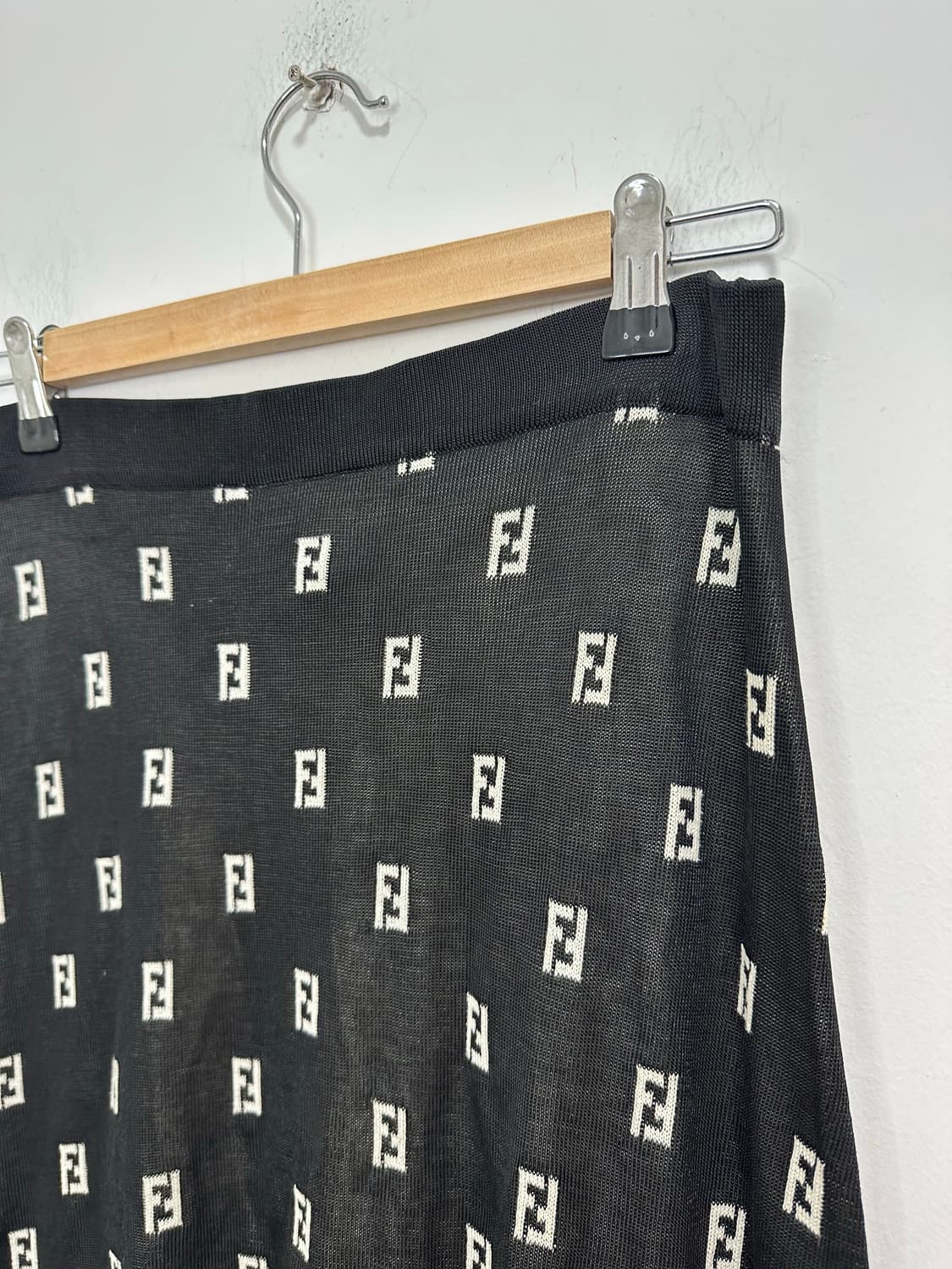 00s 펜디 주카 FF 모노그램 패턴 니트 미디 스커트 상품이미지3