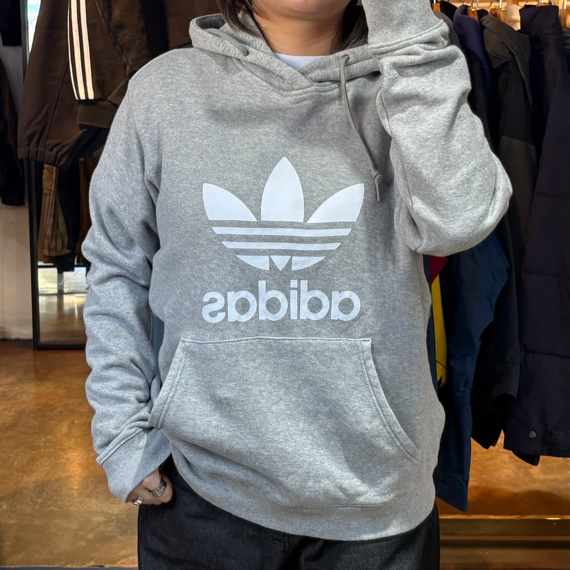 아디다스 그레이 후드 상품이미지1