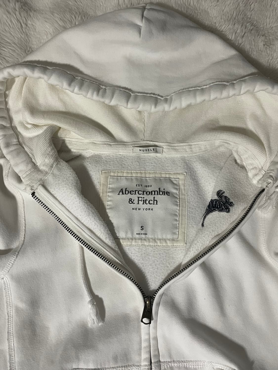 아베크롬비 순록 후드집업 화이트 네이비 상품이미지2