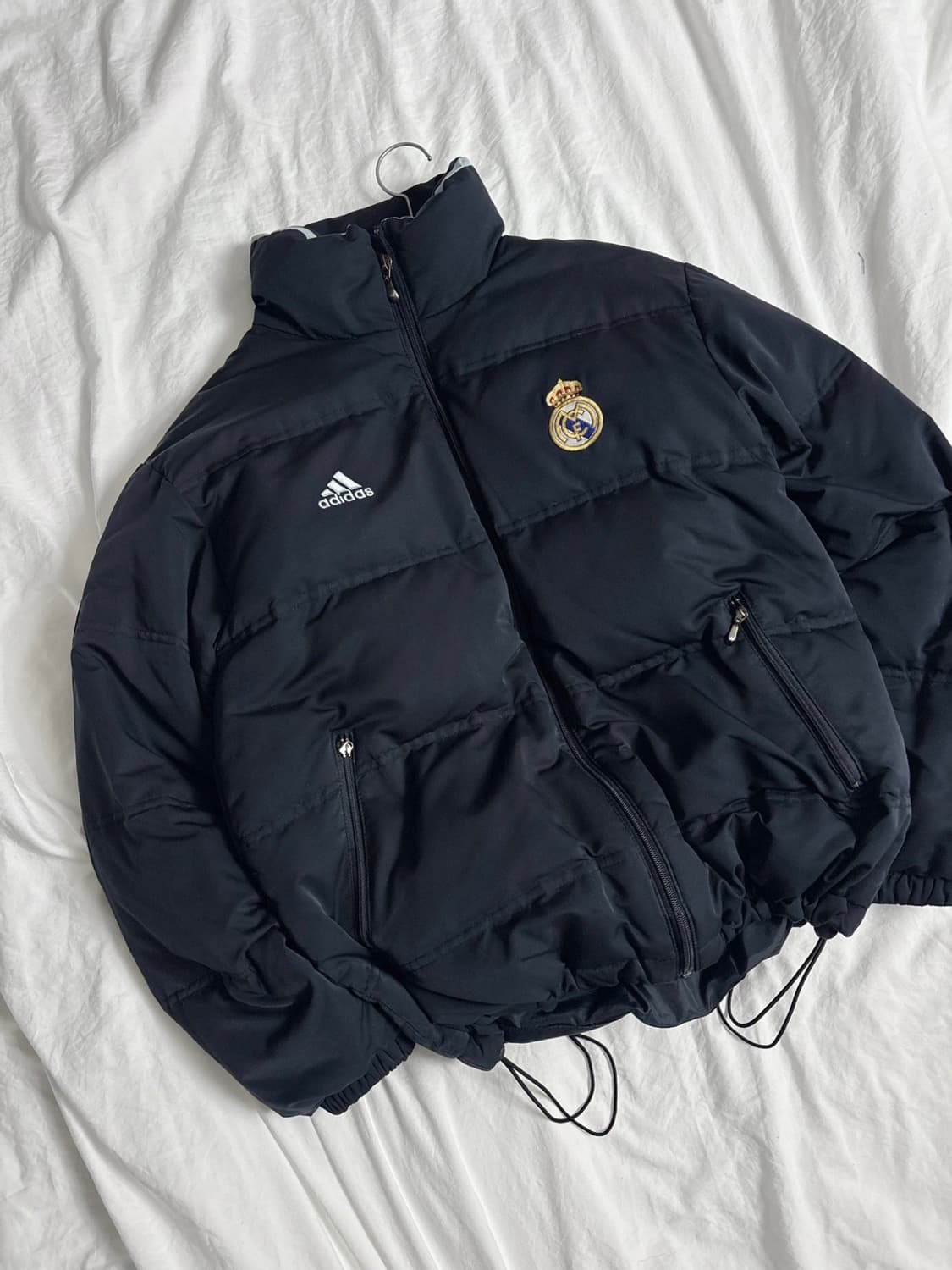 아디다스 레알마드리드 숏패딩점퍼 상품이미지2
