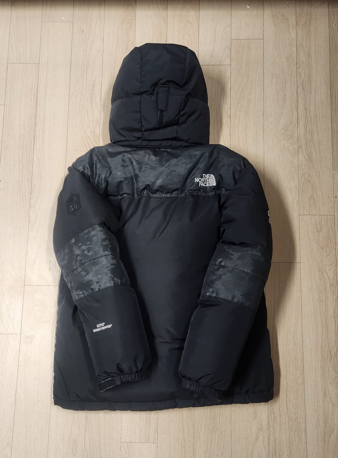 노스페이스 고어 윈드스토퍼 50주년 한정판 구스패딩 XL 상품이미지2