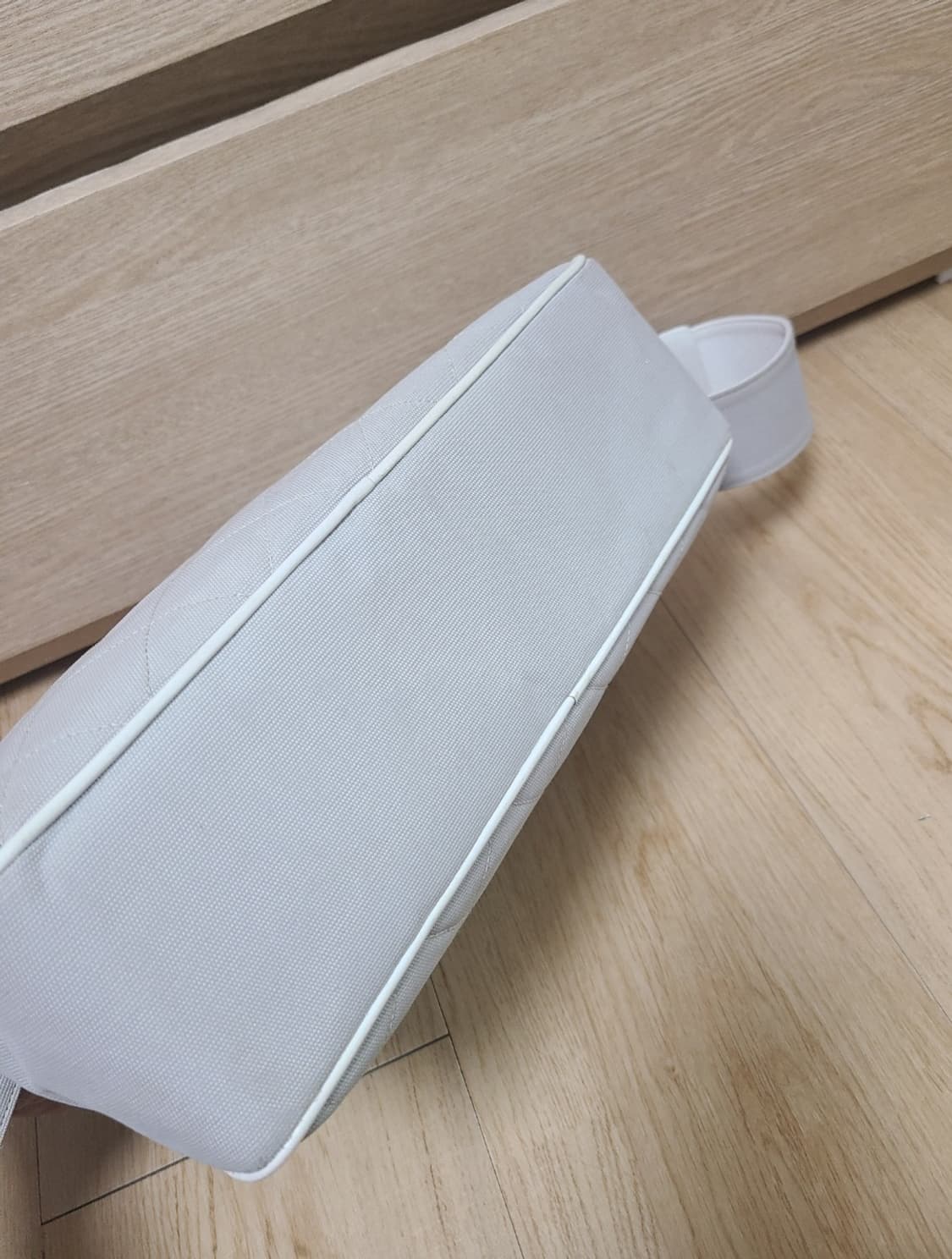 샤넬 스포츠 숄더백 겸 크로스백 상품이미지7