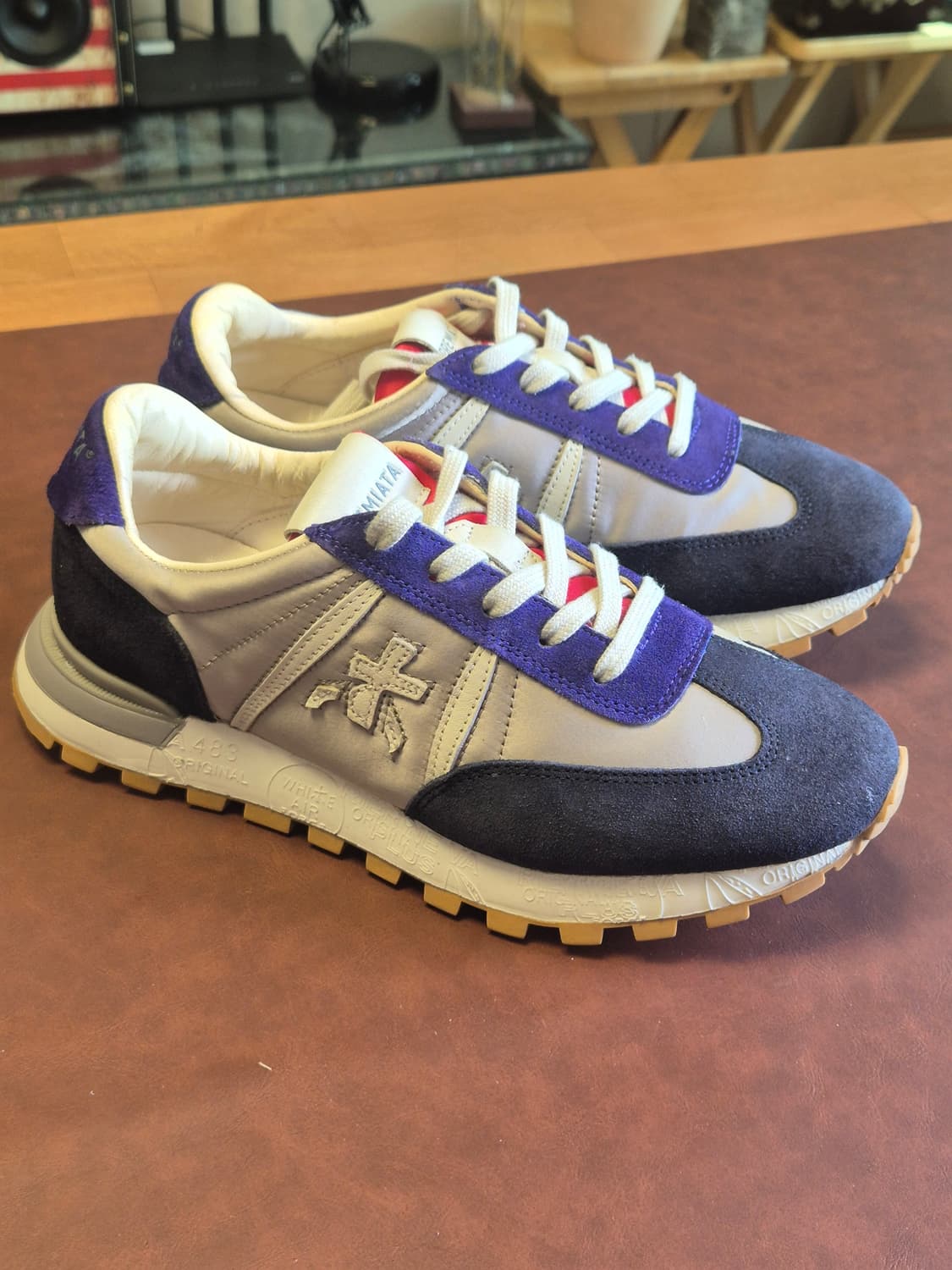 실착용3회 프리미아타   230-235(36) 스니커즈 상품이미지1