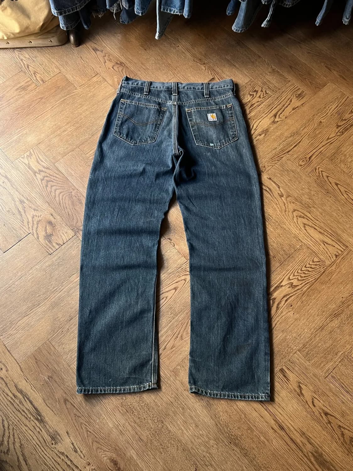 [33]칼하트 릴렉스핏 워크 데님 팬츠 상품이미지1