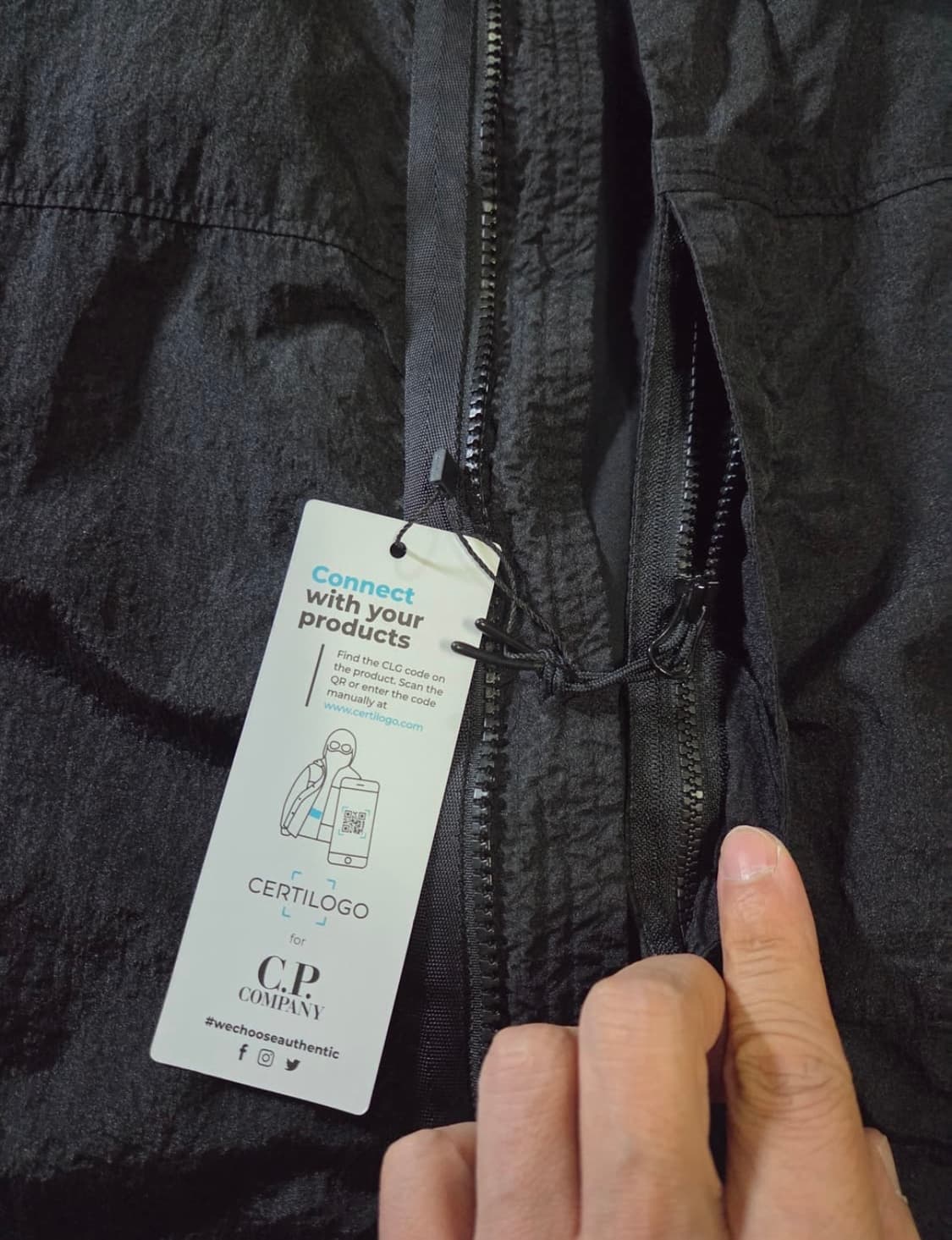 CP컴퍼니 M.T.T.N. 나일론 가먼트 다잉 자켓 (블랙) 상품이미지5