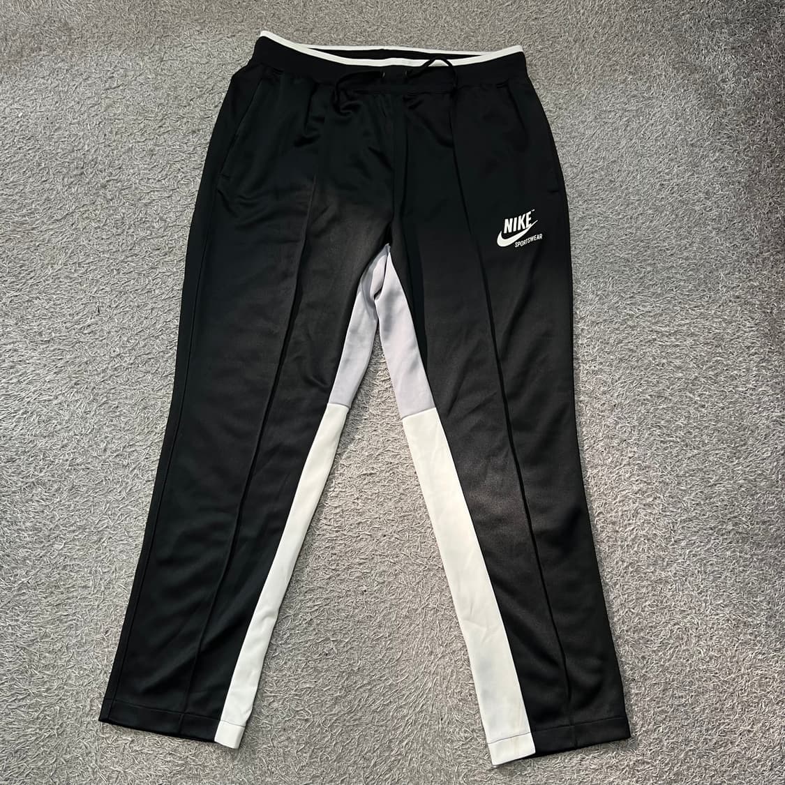 [100-105] 나이키 팬츠 상품이미지2