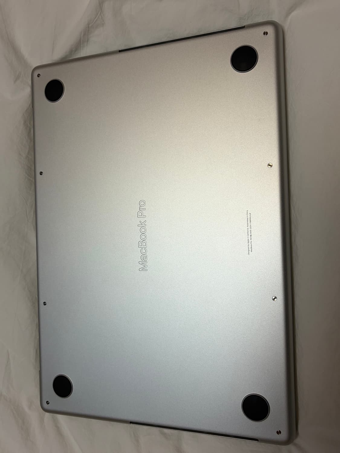 애플 맥북 m3 14인치 실버 16GB 1테라 상품이미지4