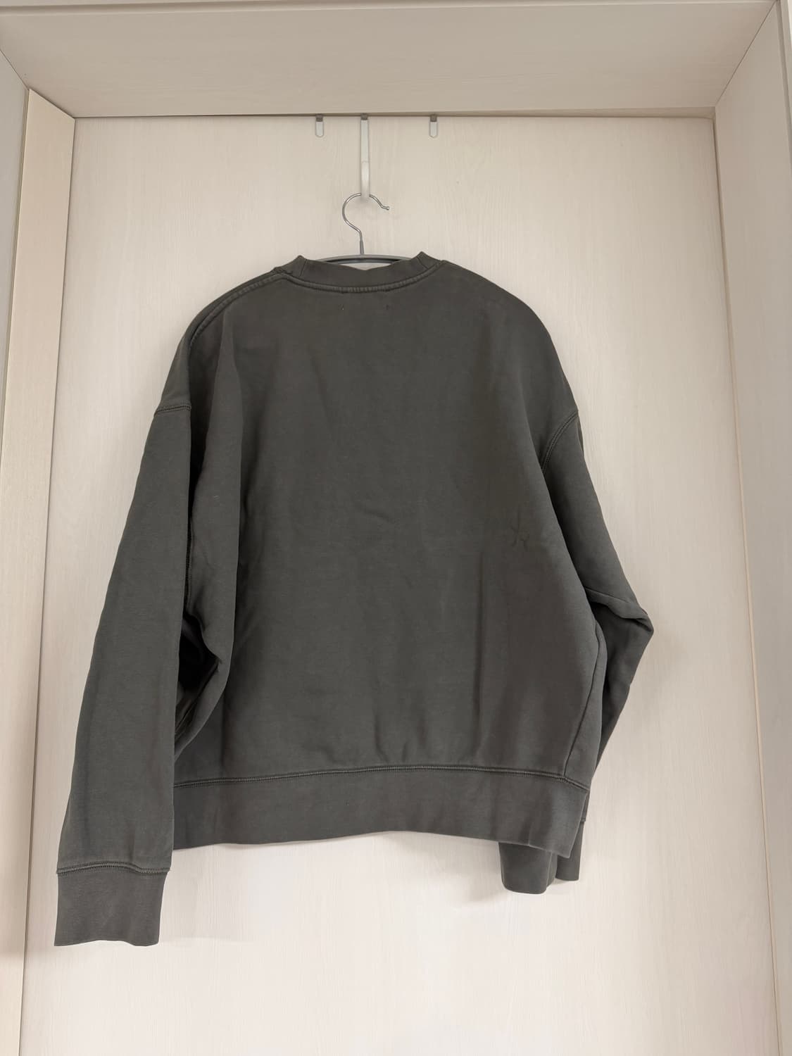 COS 코스 남성 다크카키 기모맨투맨 M 상품이미지3