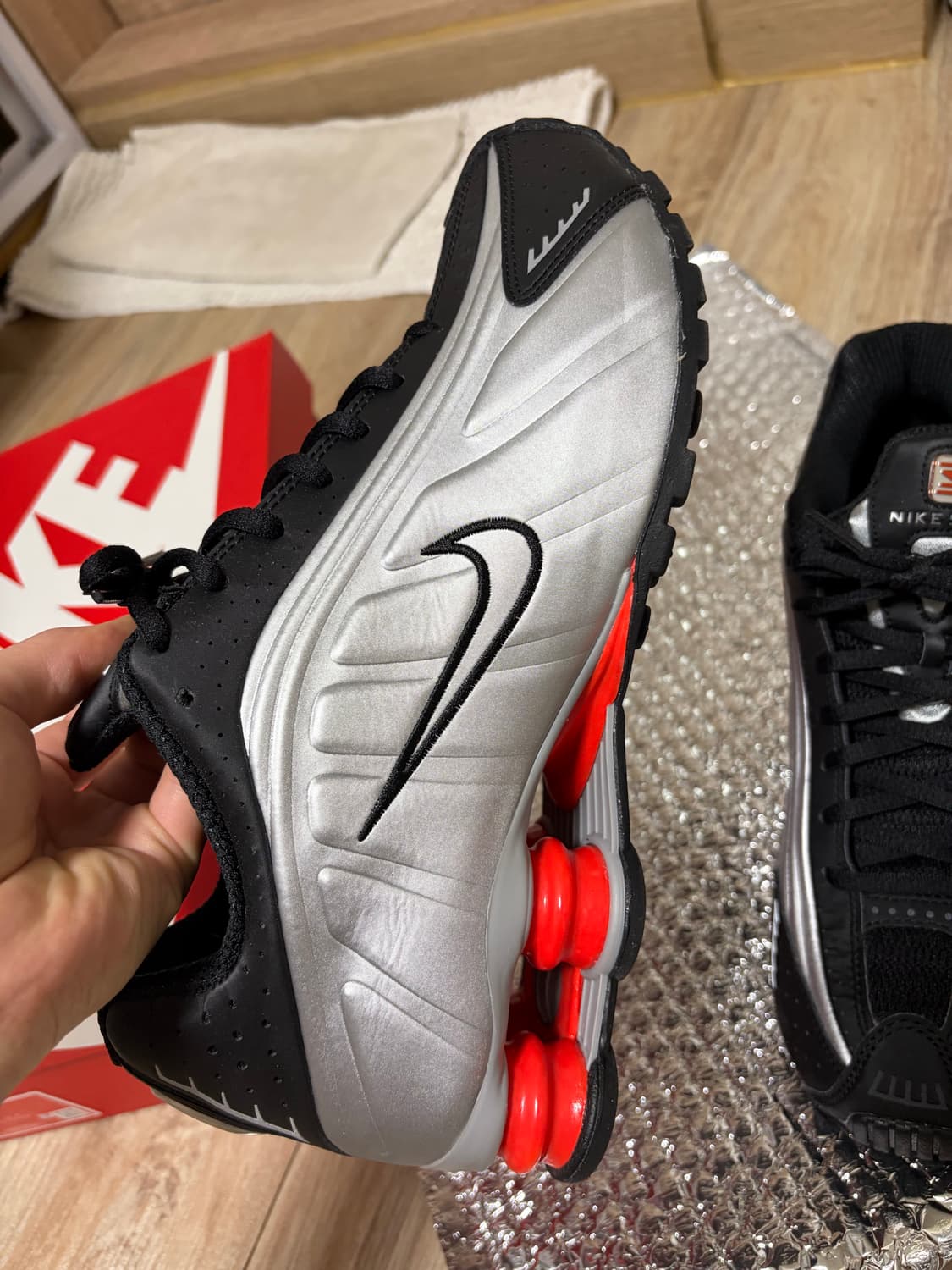 나이키 샥스 270 상품이미지6