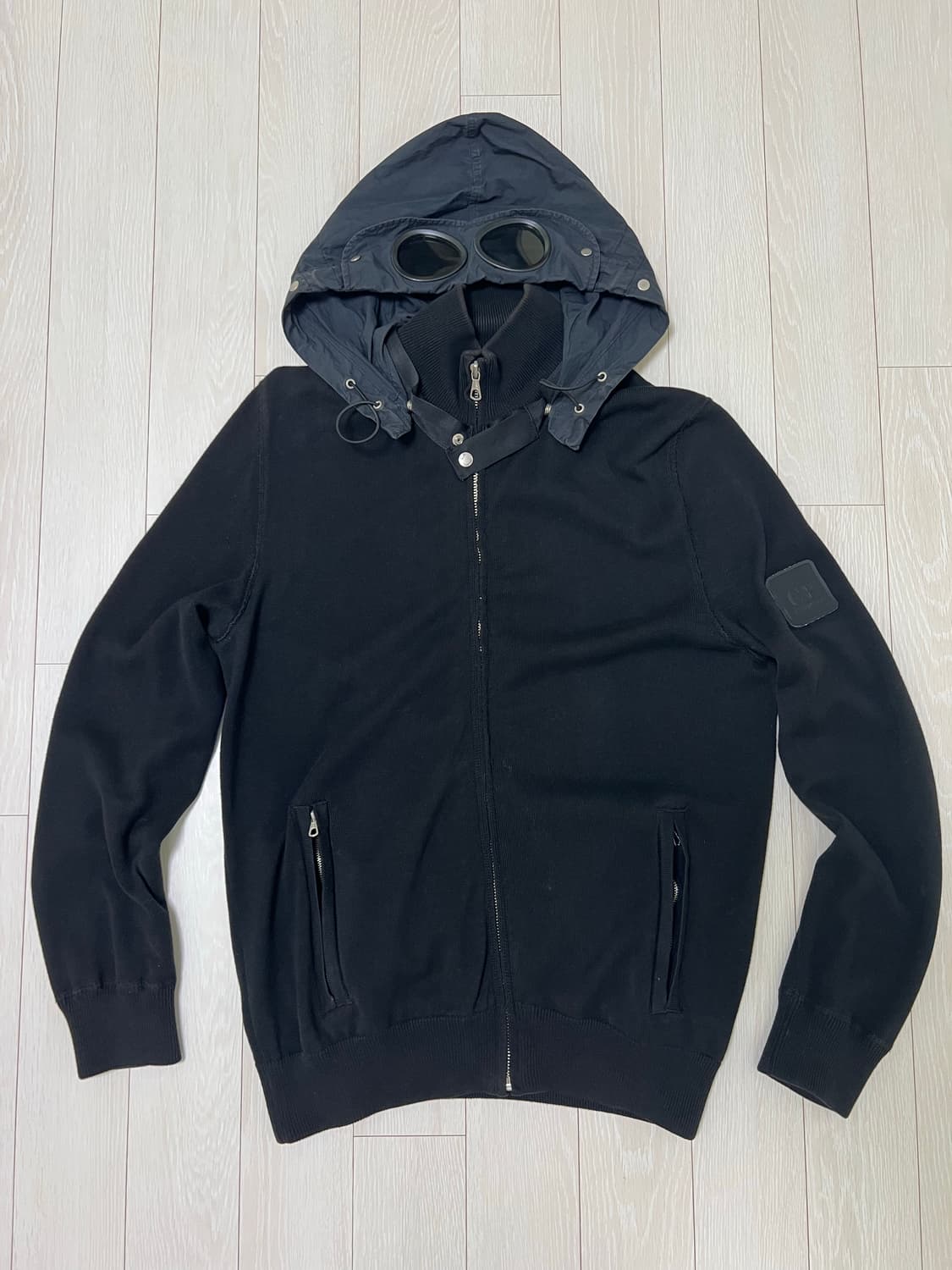 CP컴퍼니 고글 후드집업 니트 L 100 상품이미지1