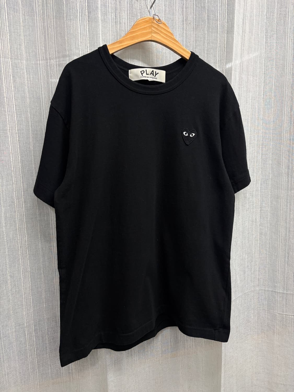 꼼데가르송 플레이 블랙 하트 반팔 티셔츠 상품이미지2
