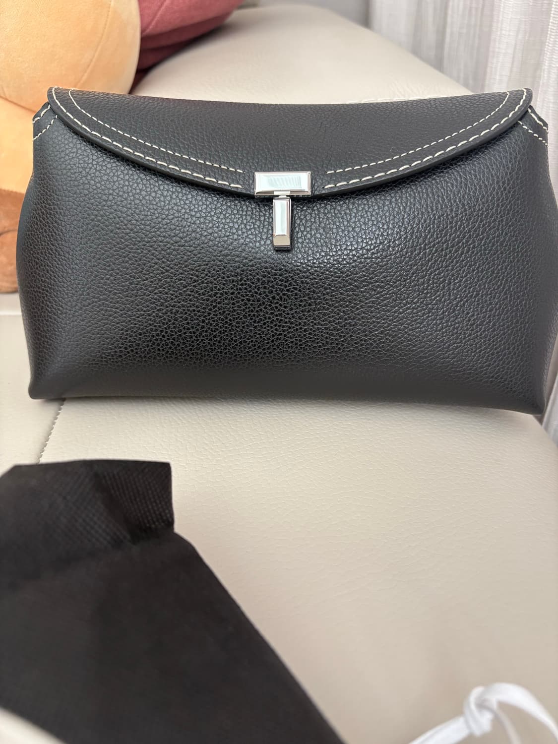 토템 티락 클러치 상품이미지1