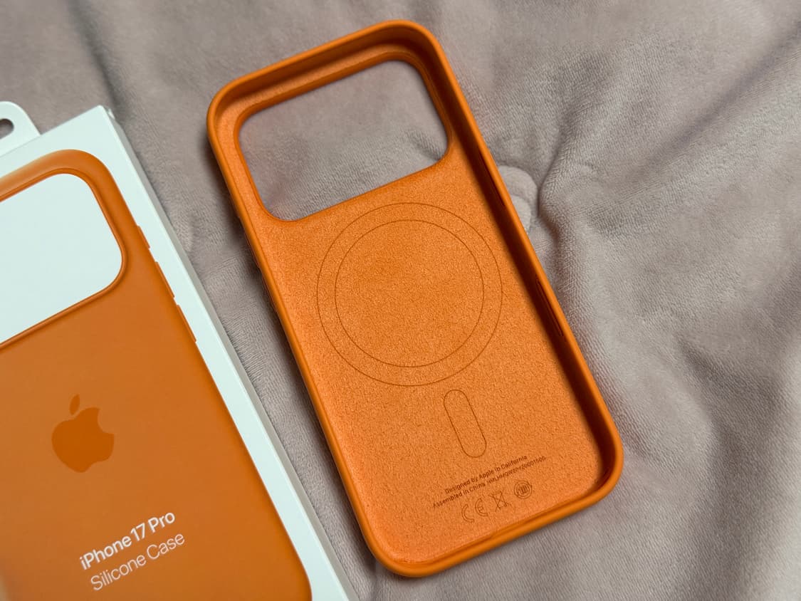 아이폰17프로 정품 실리콘케이스 오렌지 상품이미지2