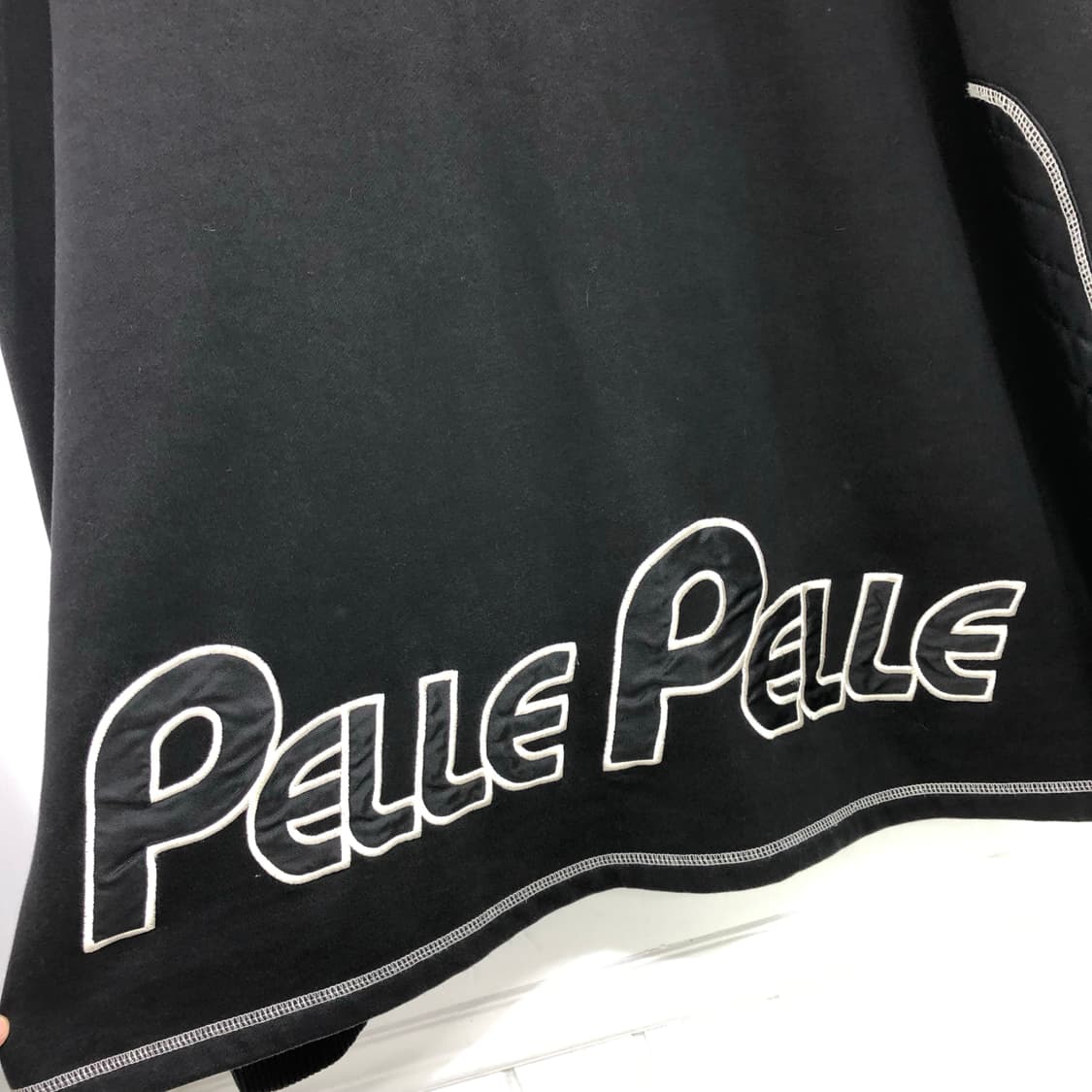 펠레펠레 블랙 스티치 빅포켓 후드티 상품이미지9