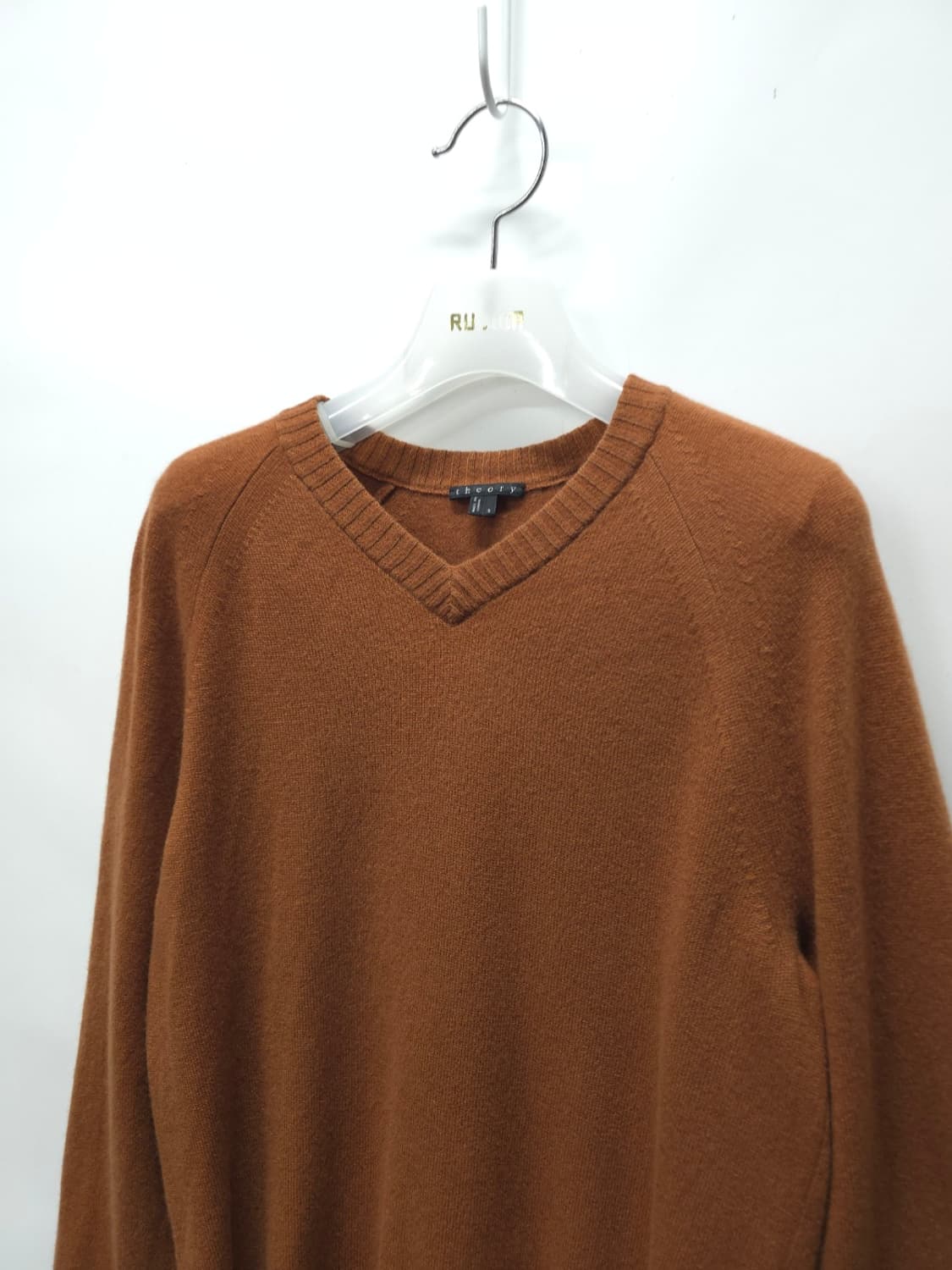 띠어리 여성 100% 캐시미어 브이넥 니트 (S) 상품이미지2