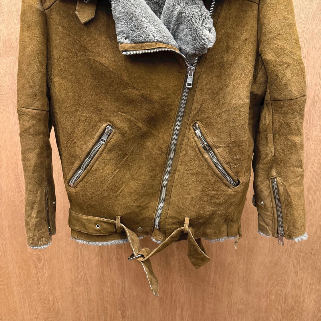 아크네 스튜디오 무스탕 자켓 램 시어링 퍼 트리밍 디테일 브라운 상품이미지5