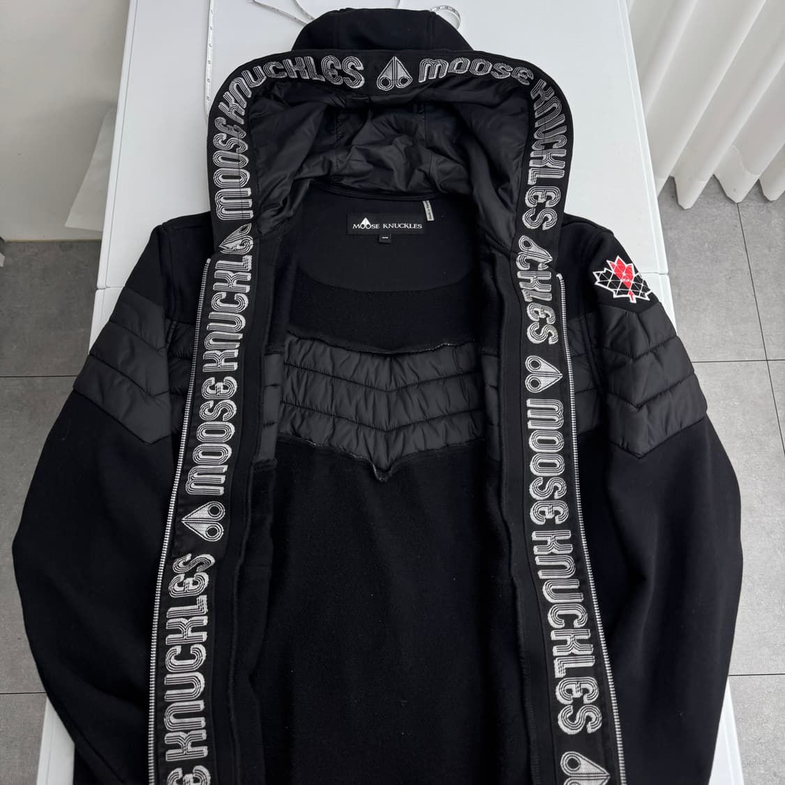 무스너클 후드집업 상품이미지3