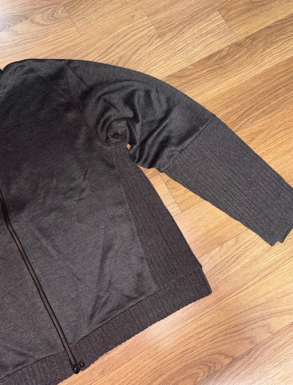 해칭룸 더블 슬리브 트랙 가디건 다크 카키 (5-XL) 상품이미지4