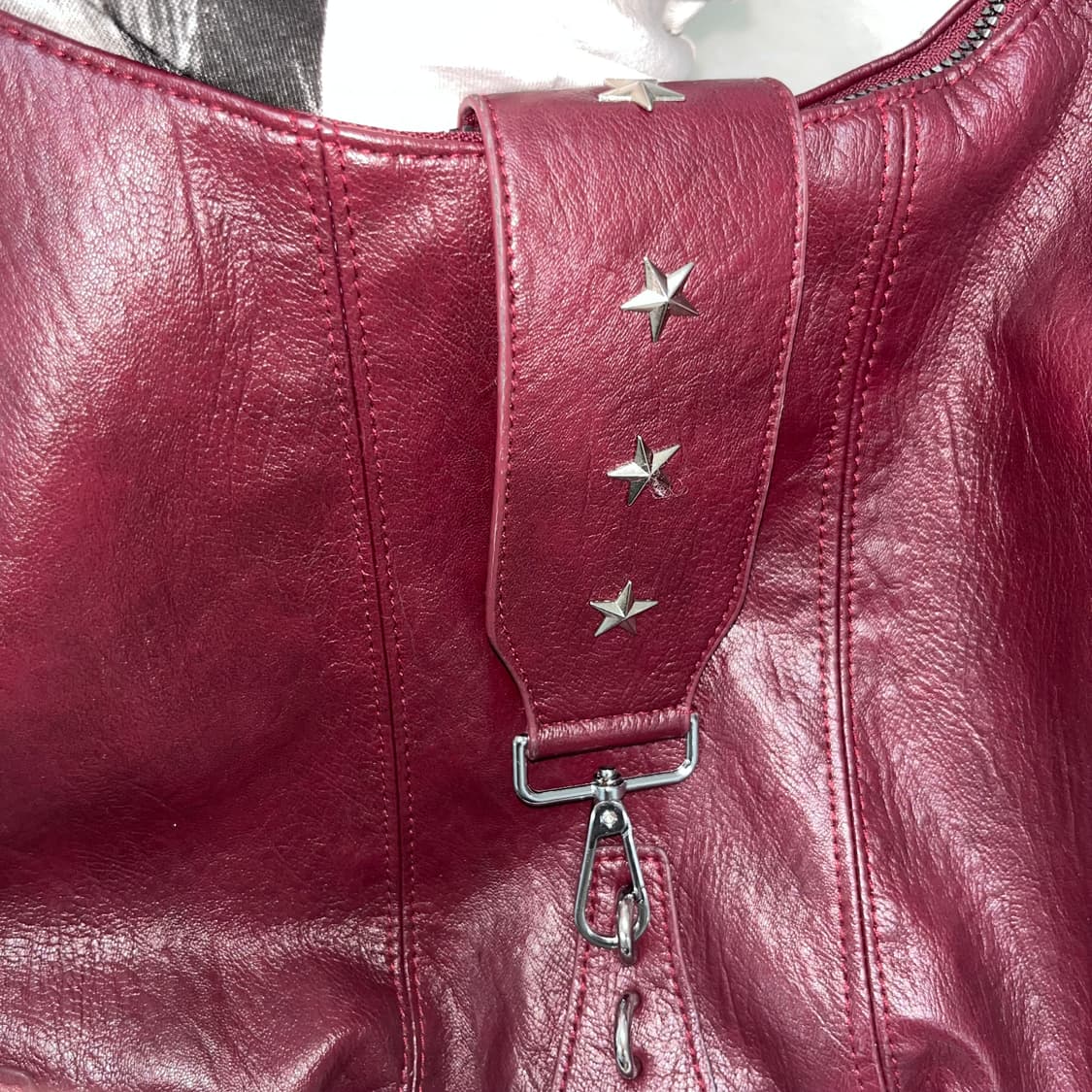 버건디 스타 스터드 포인트 숄더백 상품이미지4