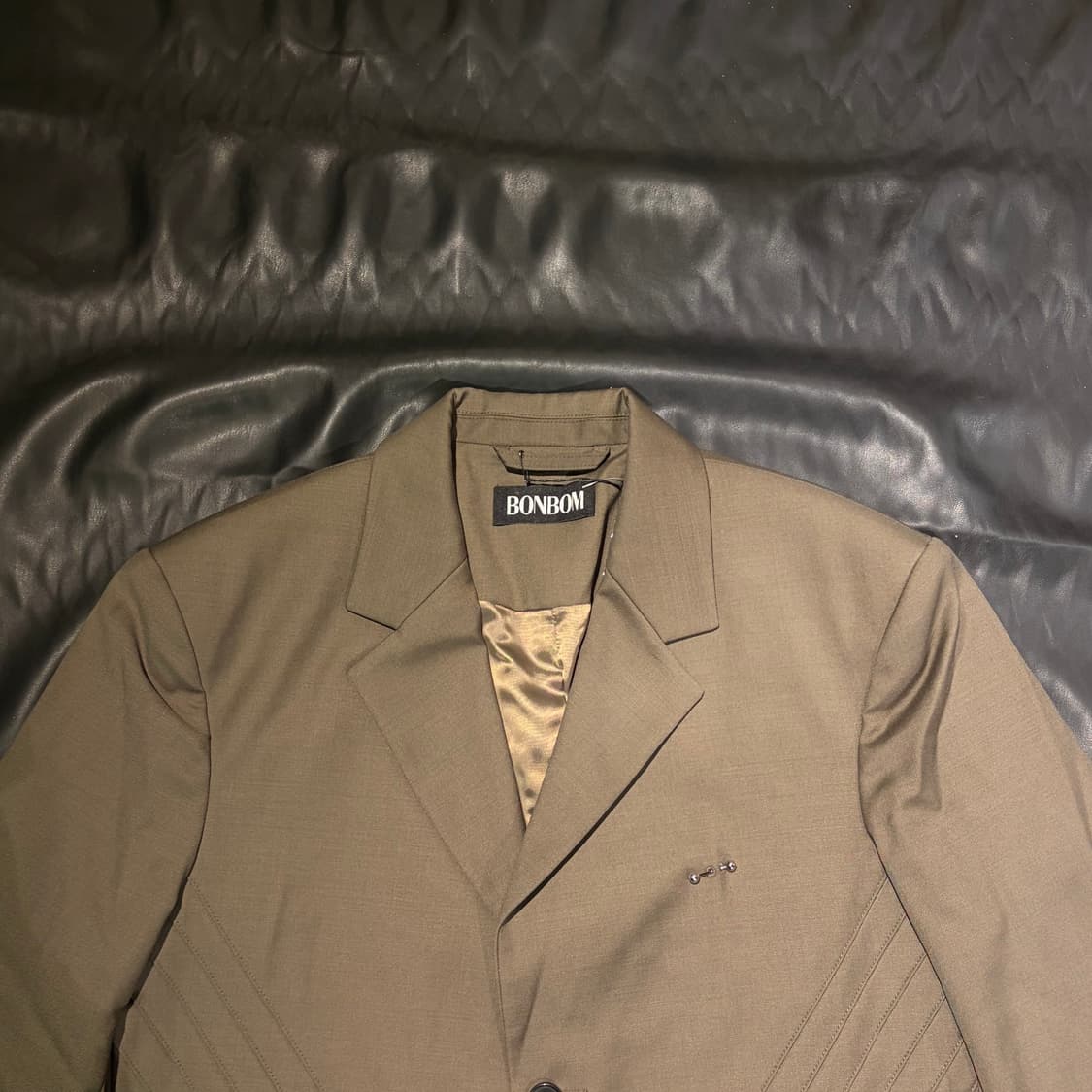 본봄 가터 디테일 크롭 자켓 상품이미지3