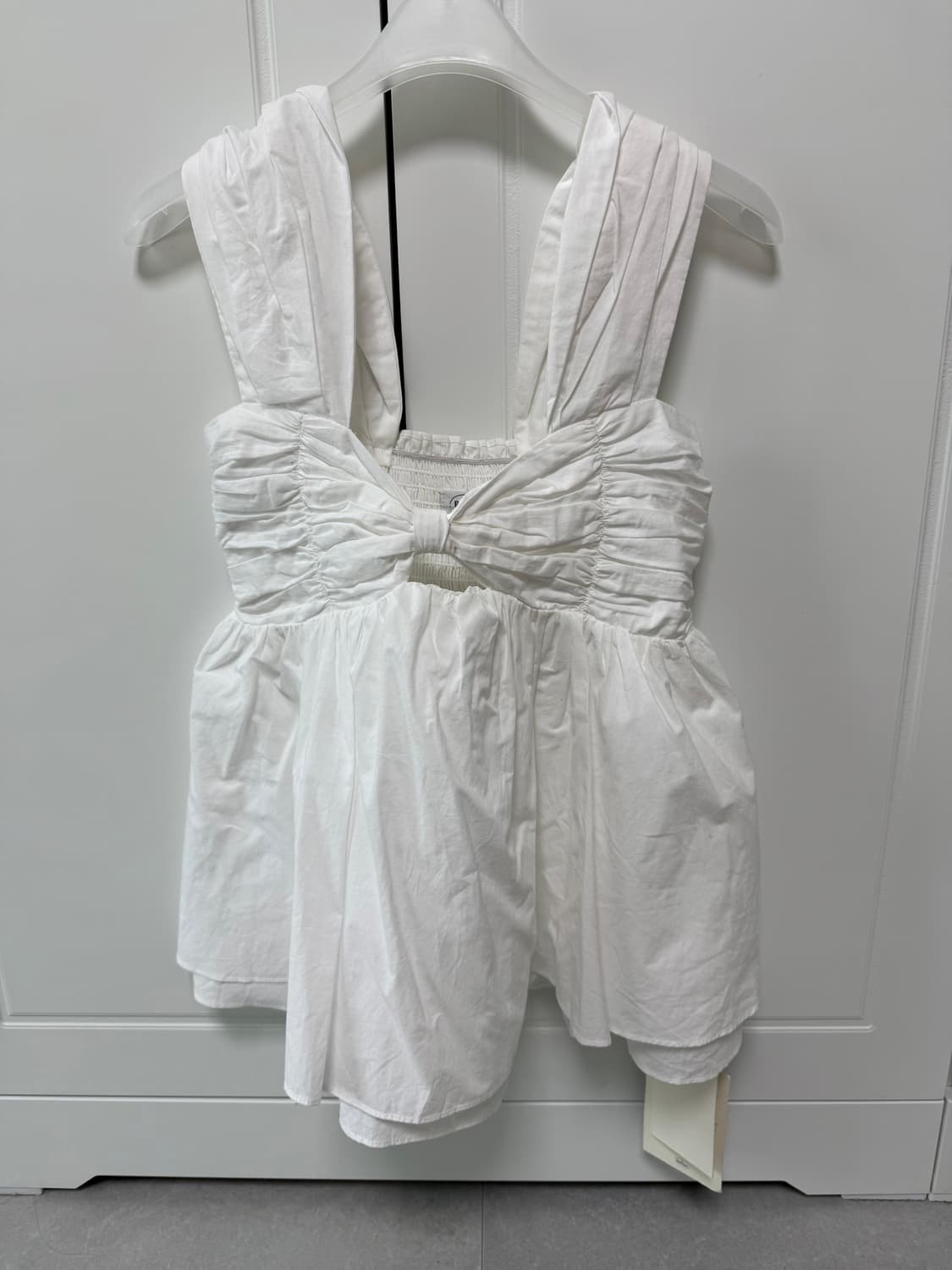 더바넷 매그놀리아 오프숄더 새상품 상품이미지1