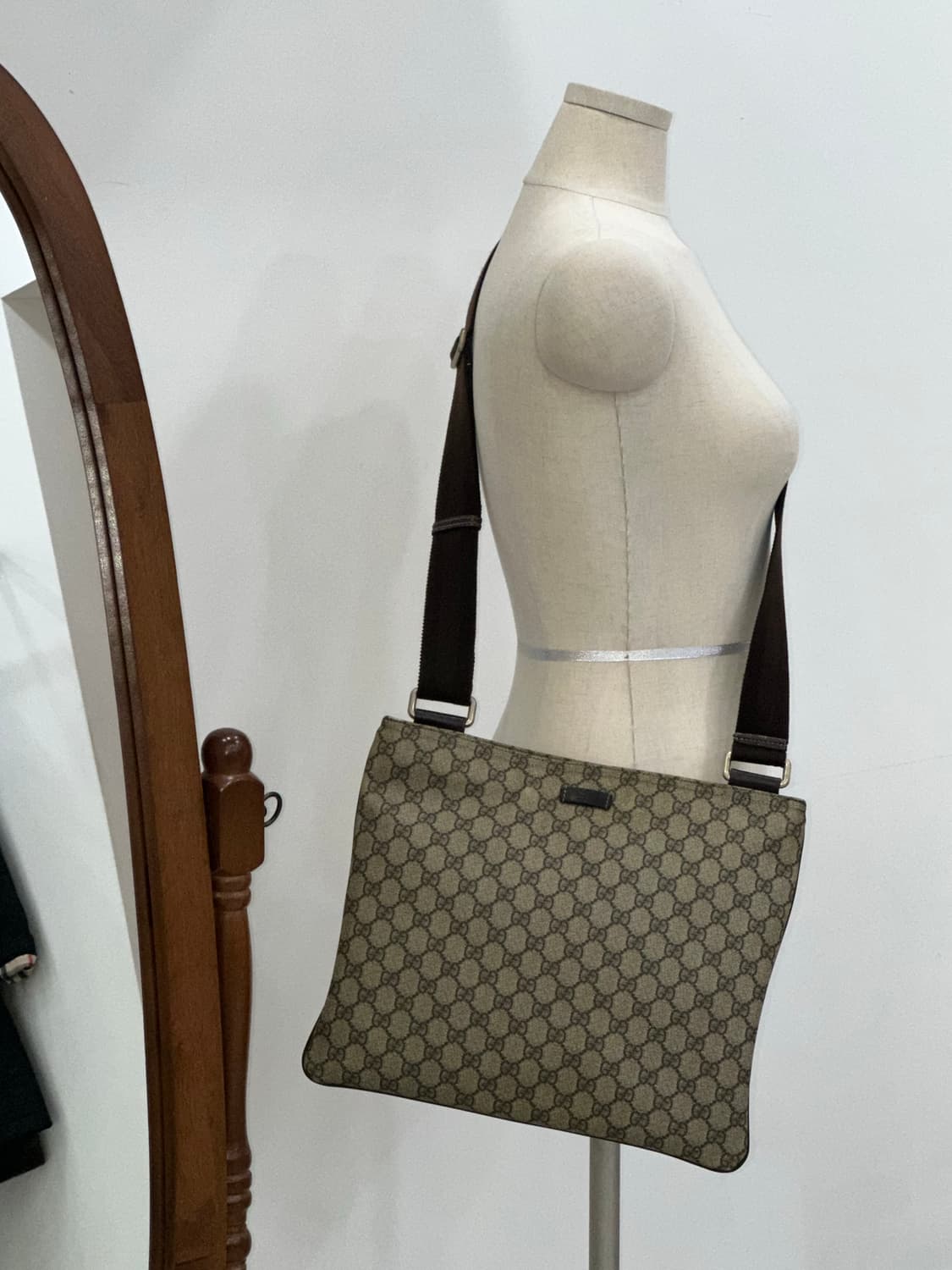 구찌 GG 메신져 백  상품이미지2