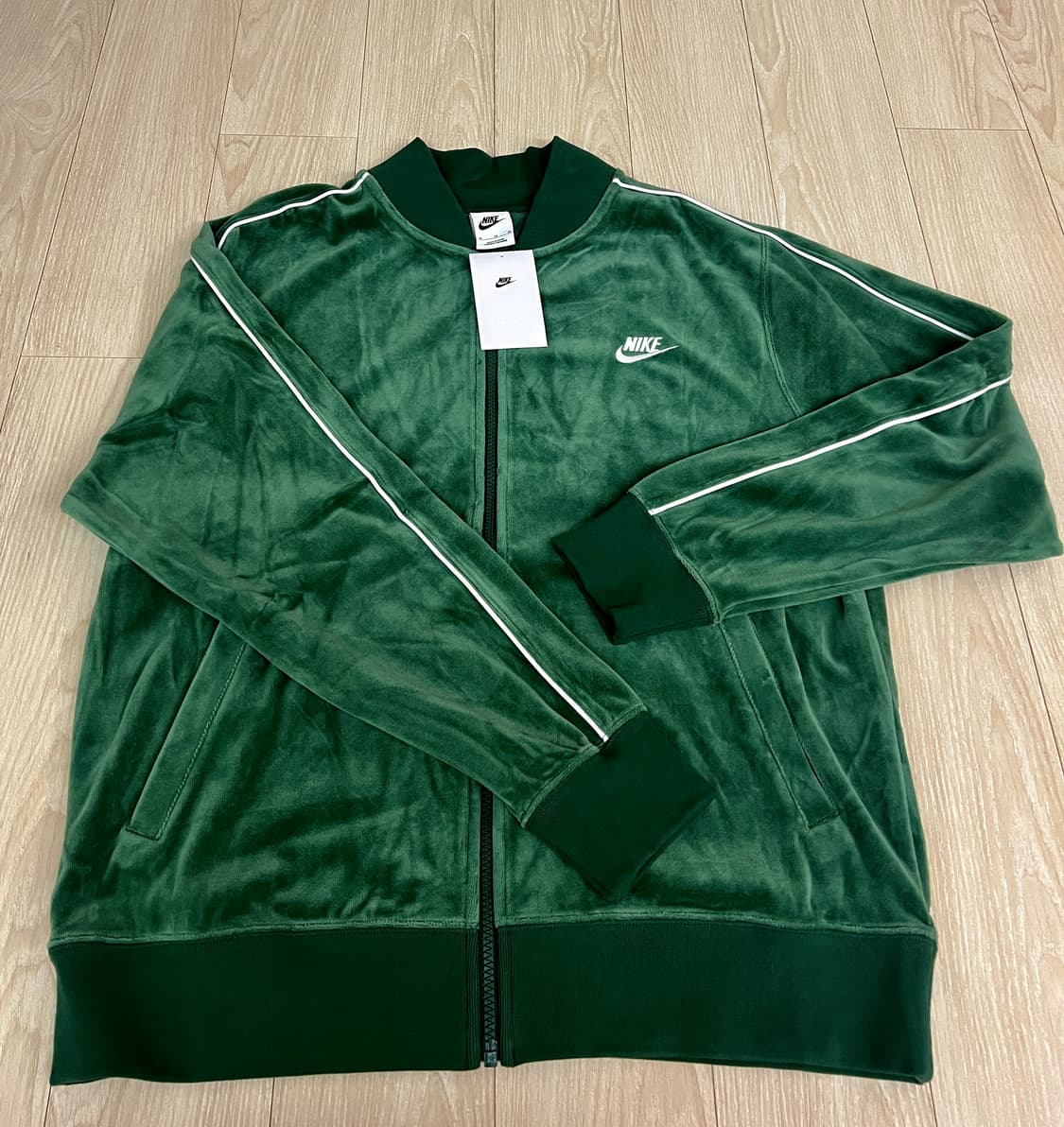 (L)(새상품)나이키 NSW 벨루어 자켓 벨벳 져지 그린 화이트 상품이미지1