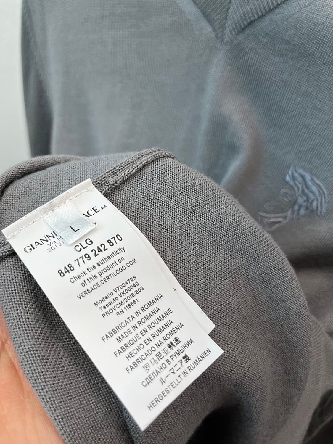 100) 베르사체 메두사 브이넥 니트  상품이미지8