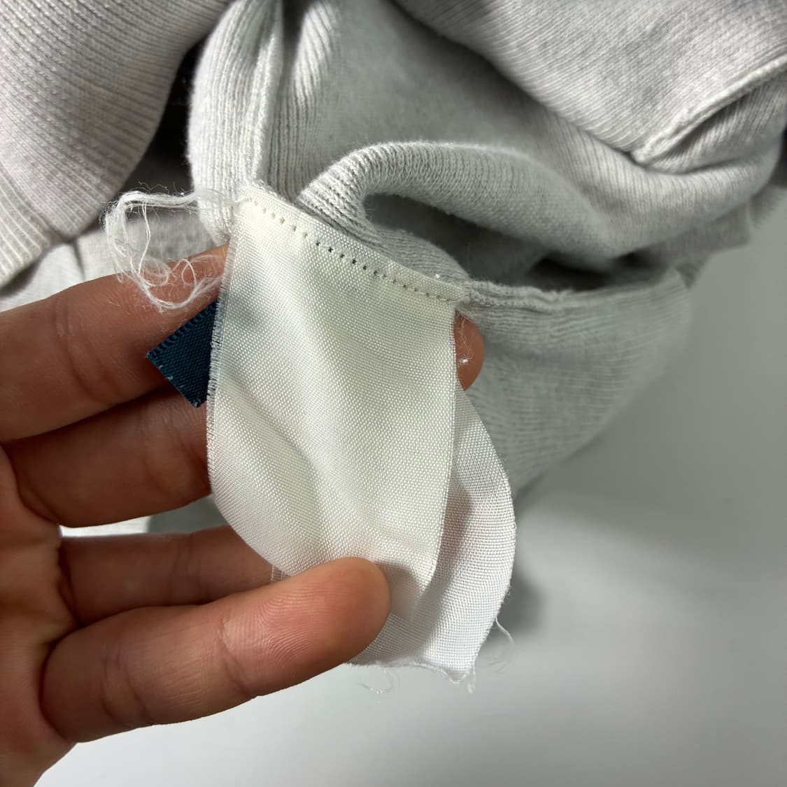 Polo  폴로 랄프로렌 자수 피마코튼 라이트그레이 브이넥 니트 가디건  상품이미지6