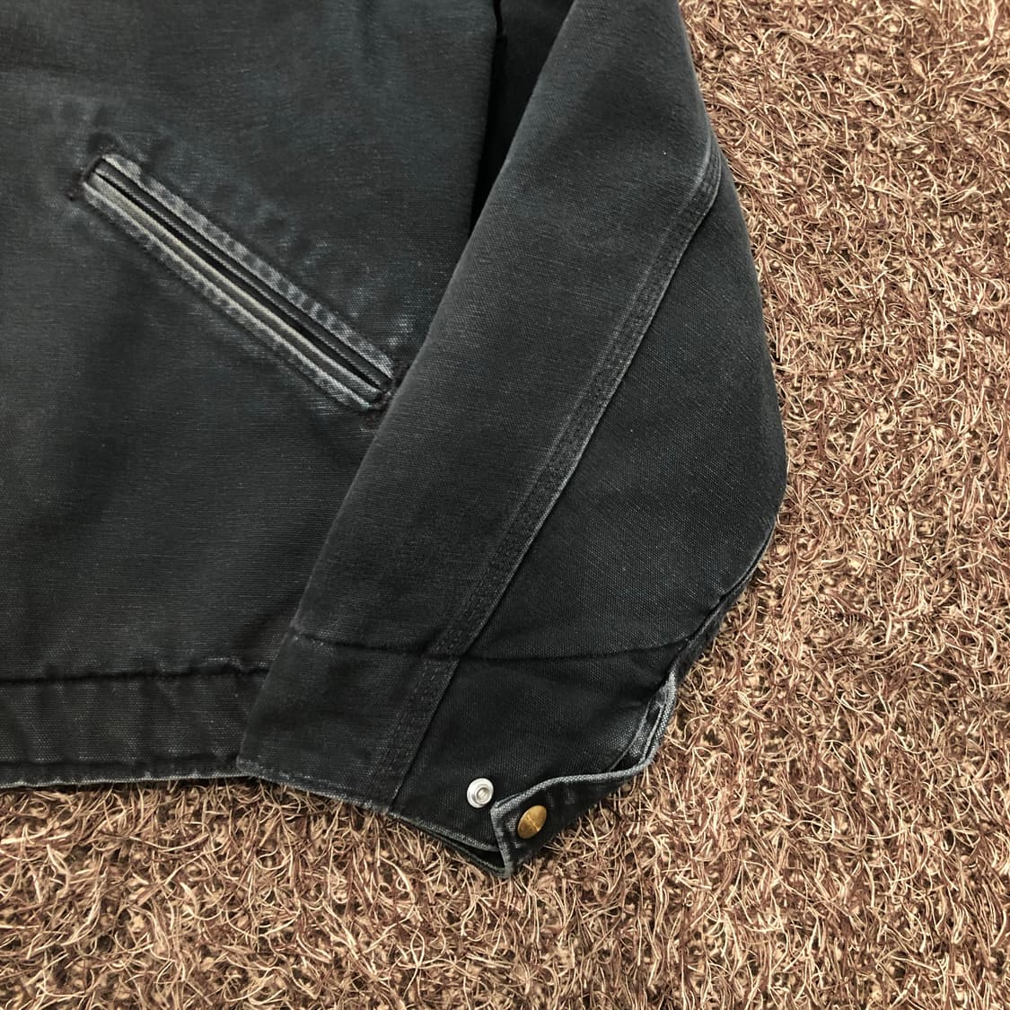 칼하트 j01 blk 디트로이트 워크 자켓 상품이미지4