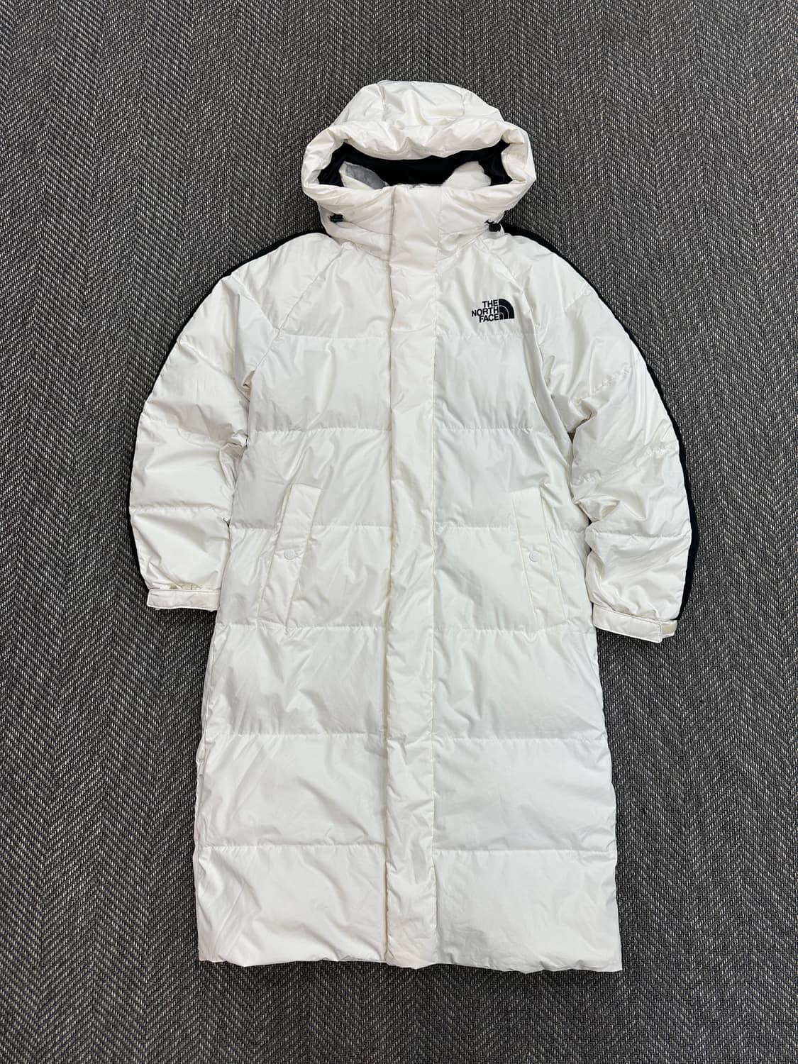 노스페이스 롱패딩 화이트 상품이미지1