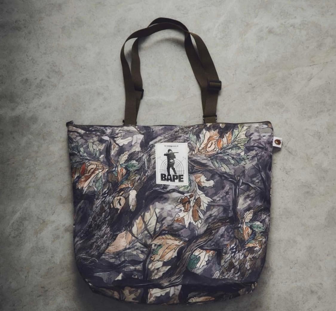 베이프 잡지부록 카모 토트백 상품이미지1