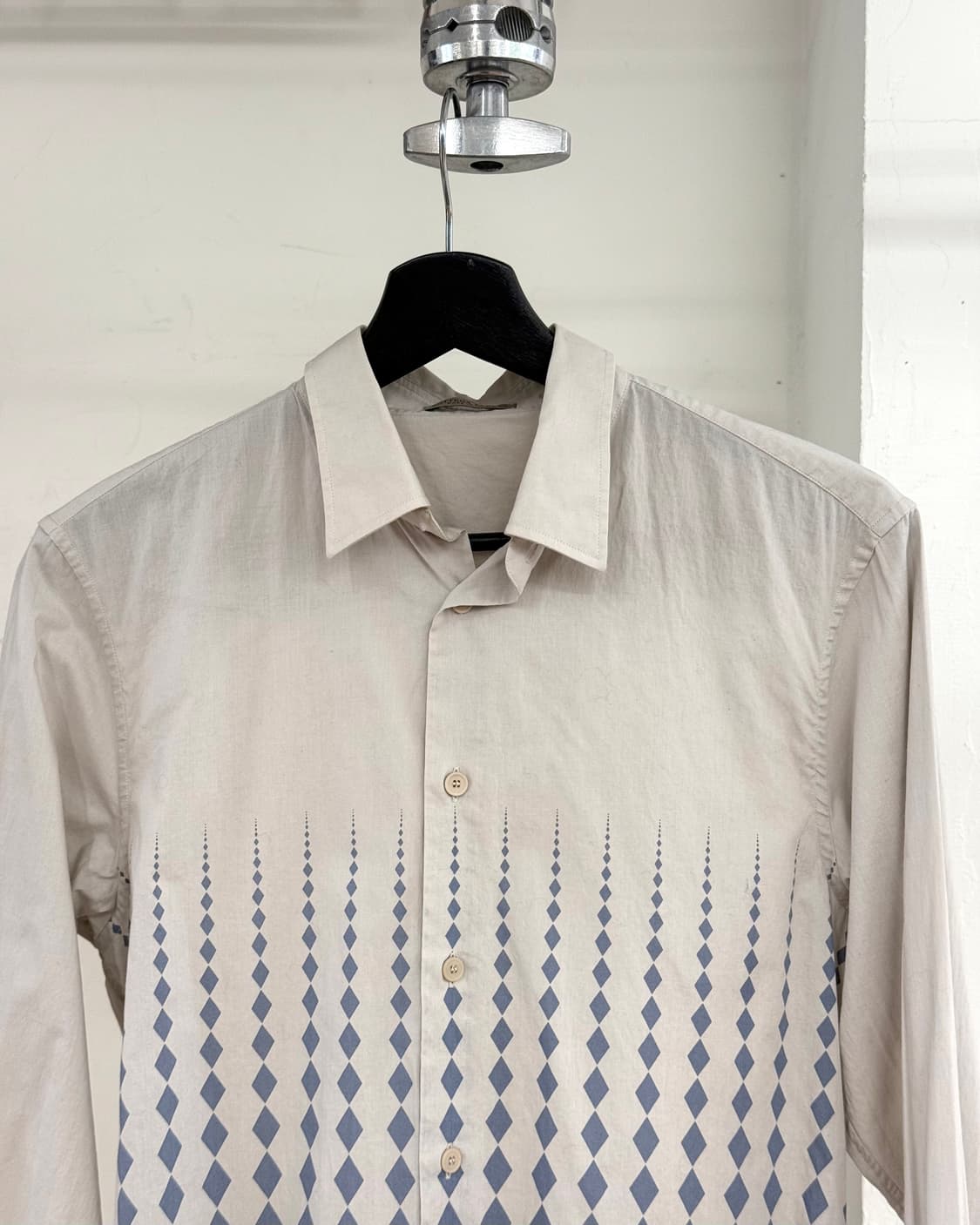 보테가 베네타 웜그레이 다이아몬드 패턴 셔츠 상품이미지2