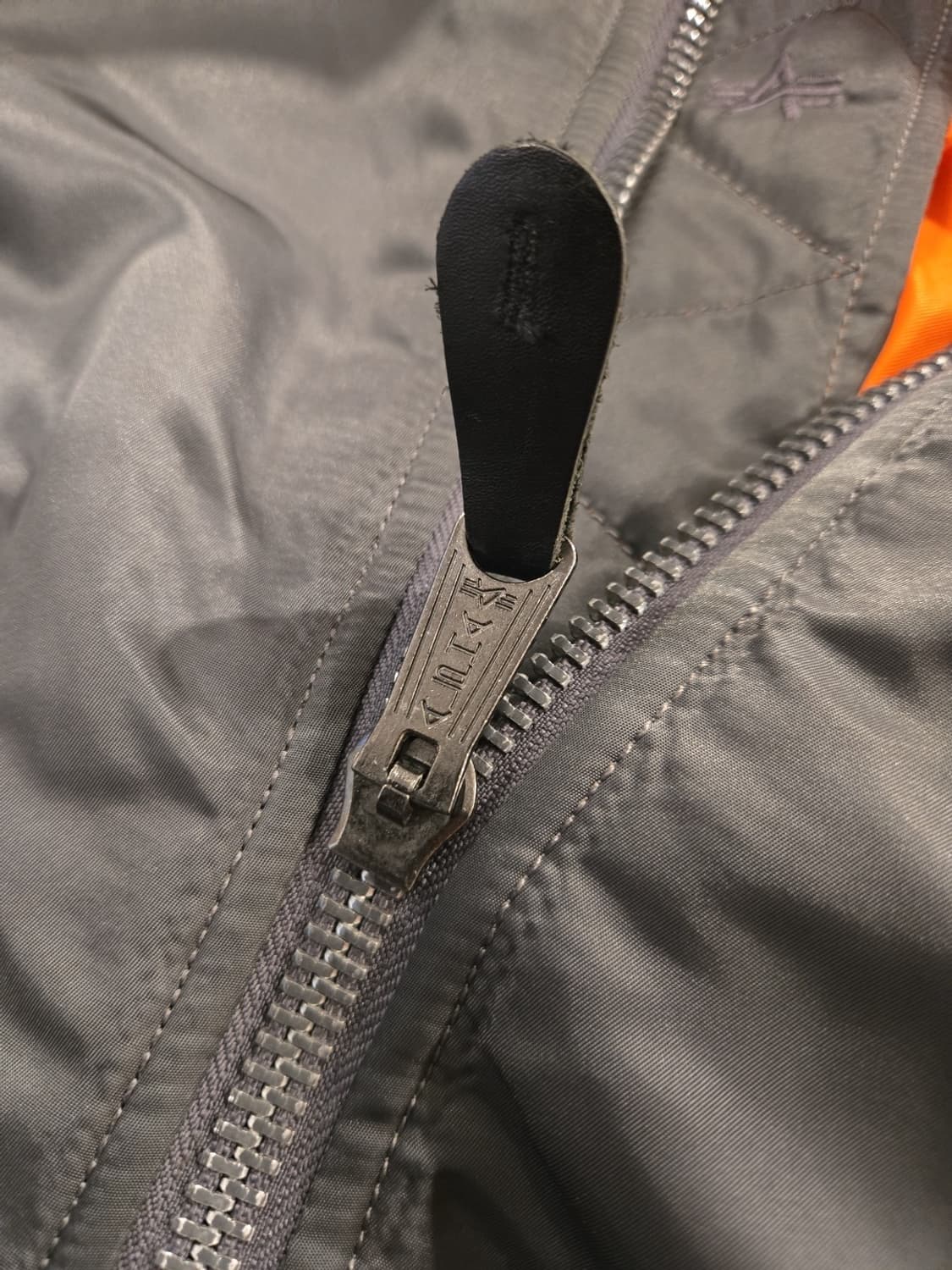 90s 미공군 납품용 알파인더스트리 MA-1 플라이트자켓 그레이 상품이미지4