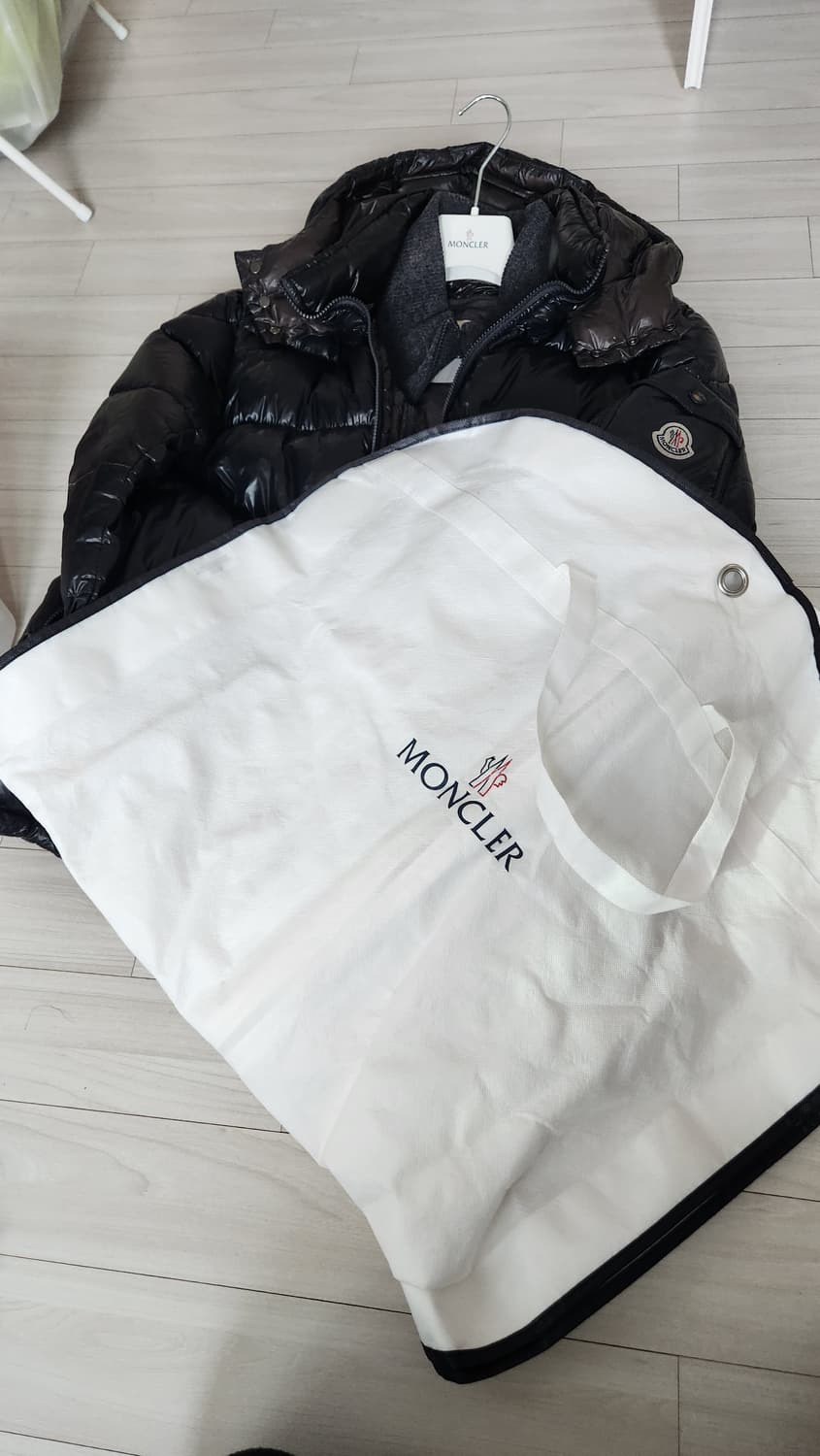 현대백화점.정품.몽클레어 마야.4사이즈 상품이미지10