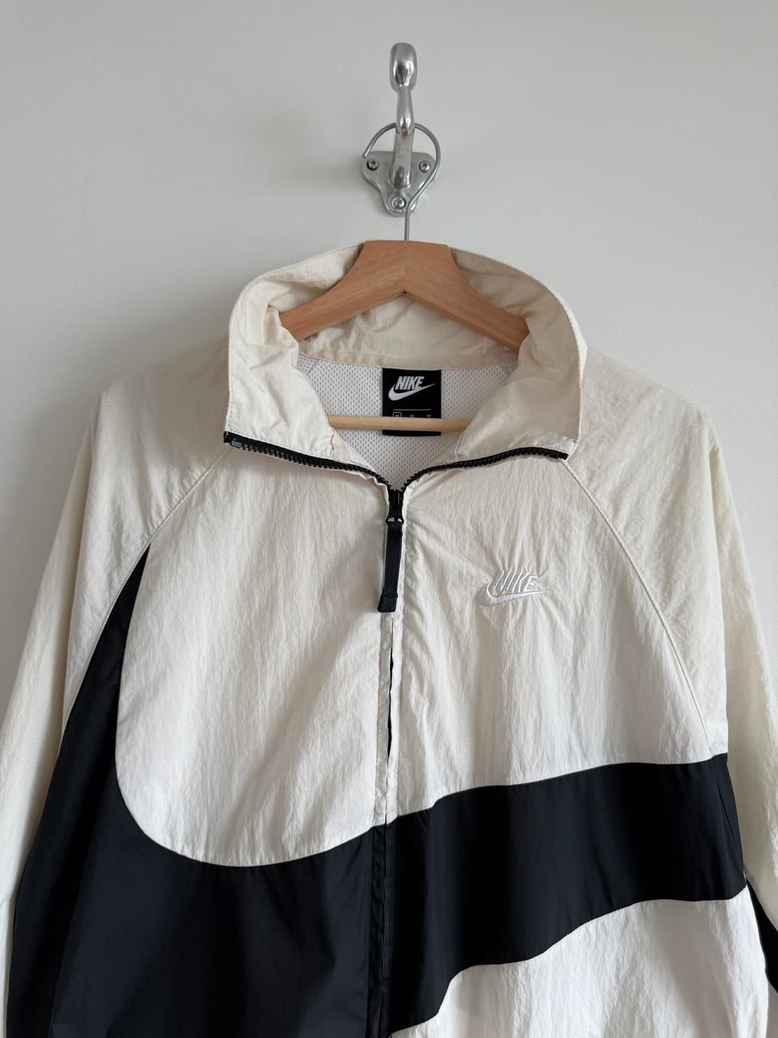 나이키(NIKE) 윈드브레이커 바람막이 상품이미지2