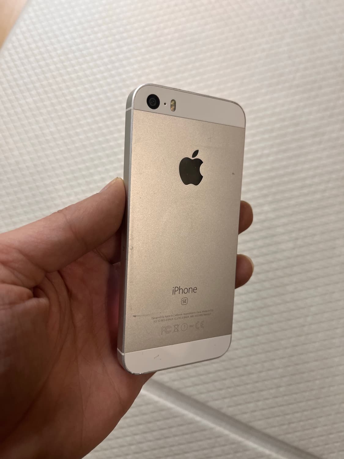 아이폰SE 1세대 실버 64GB 상품이미지6