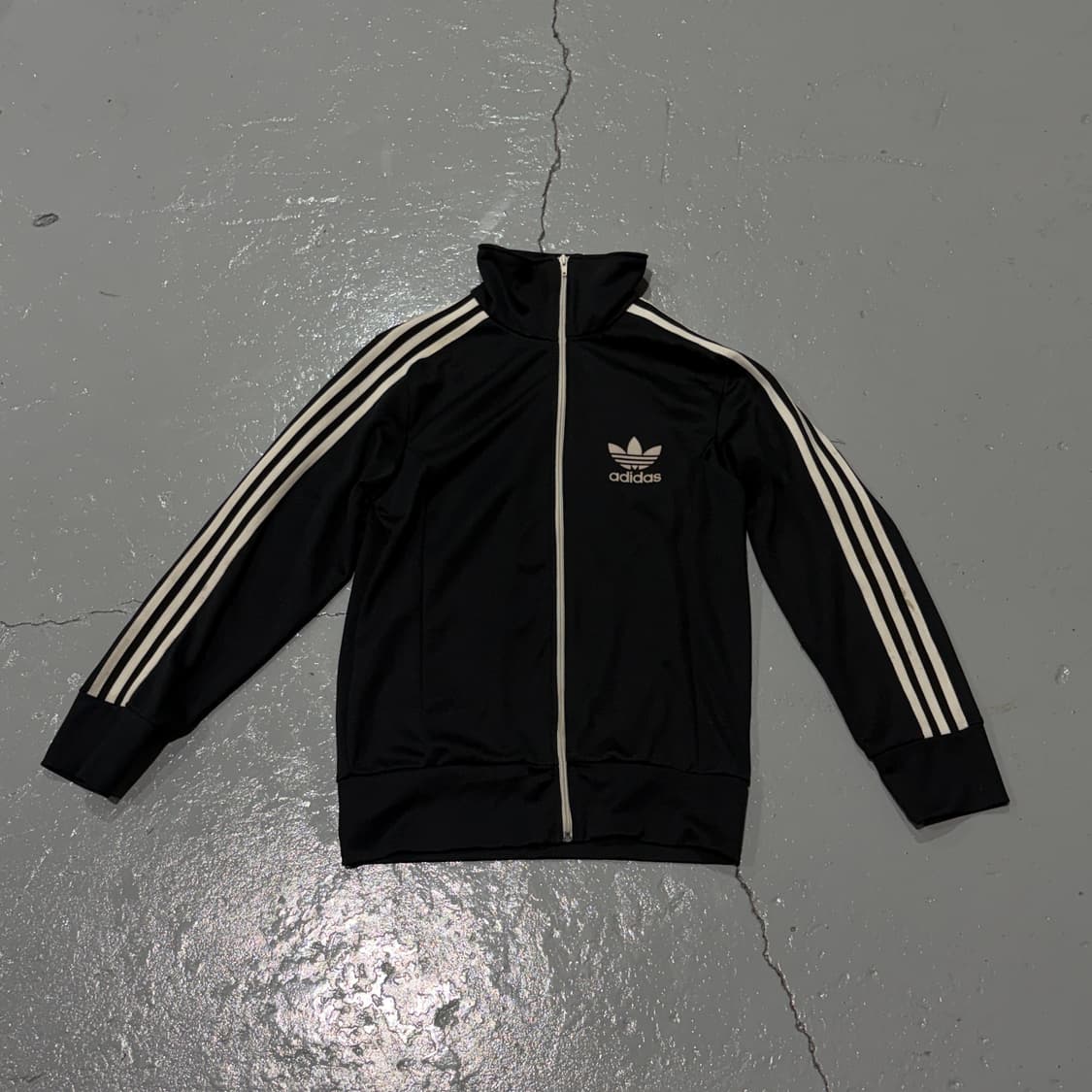 아디다스(adidas) 오리지널스 유로파 트랙탑 져지 상품이미지2