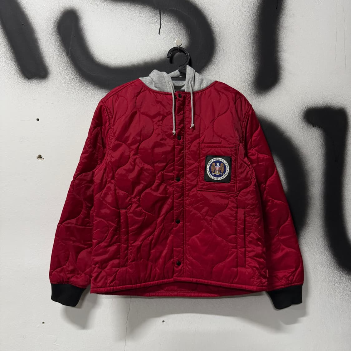 17FW 슈프림 퀼티드 라이너 후드 자켓 상품이미지1