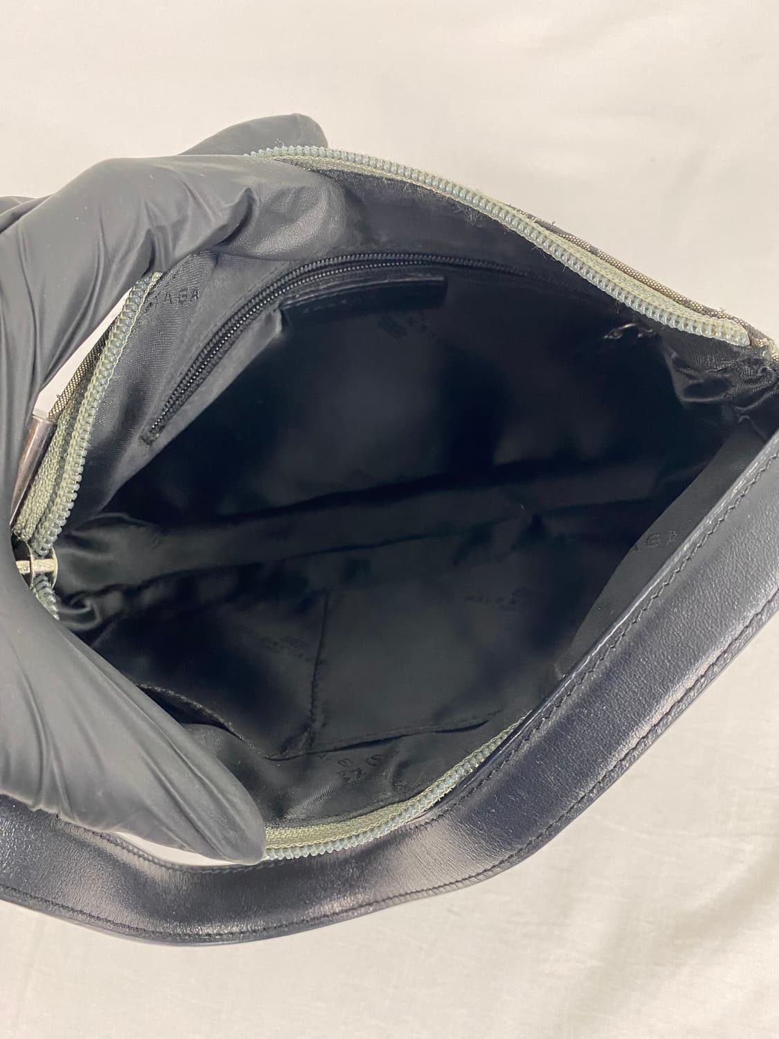 발렌시아가 BB로고 모노그램 캔버스 숄더백  <50> 상품이미지6