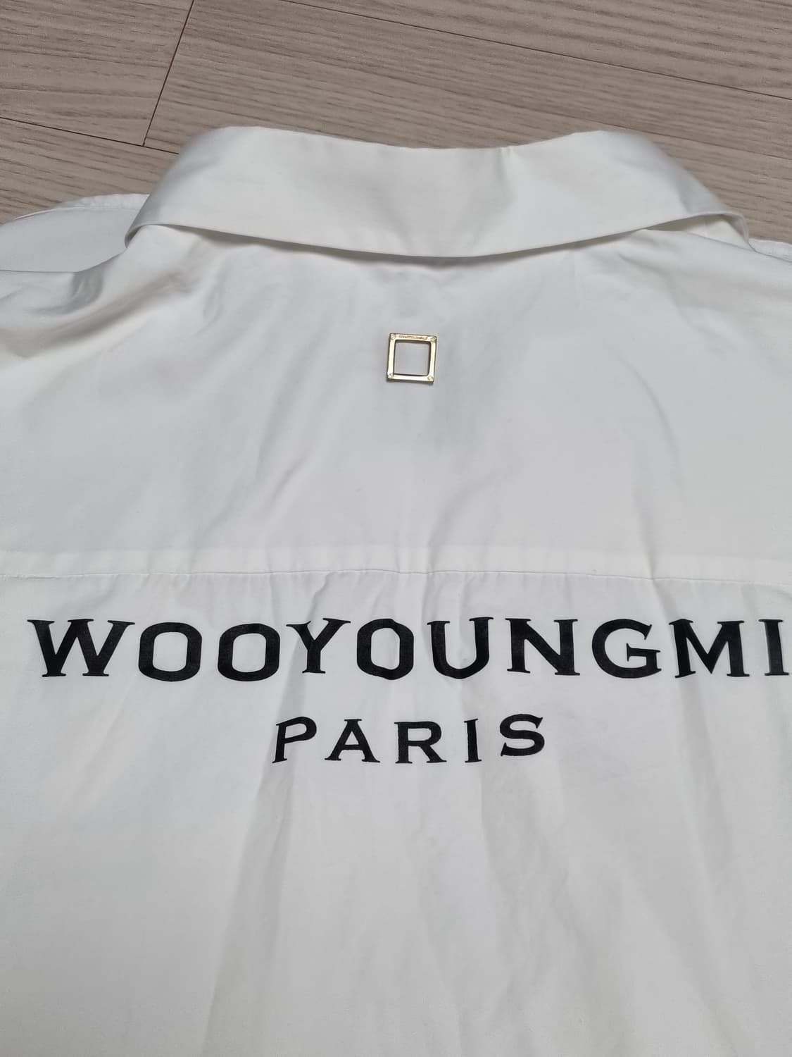 우영미 백로고 셔츠 상품이미지7