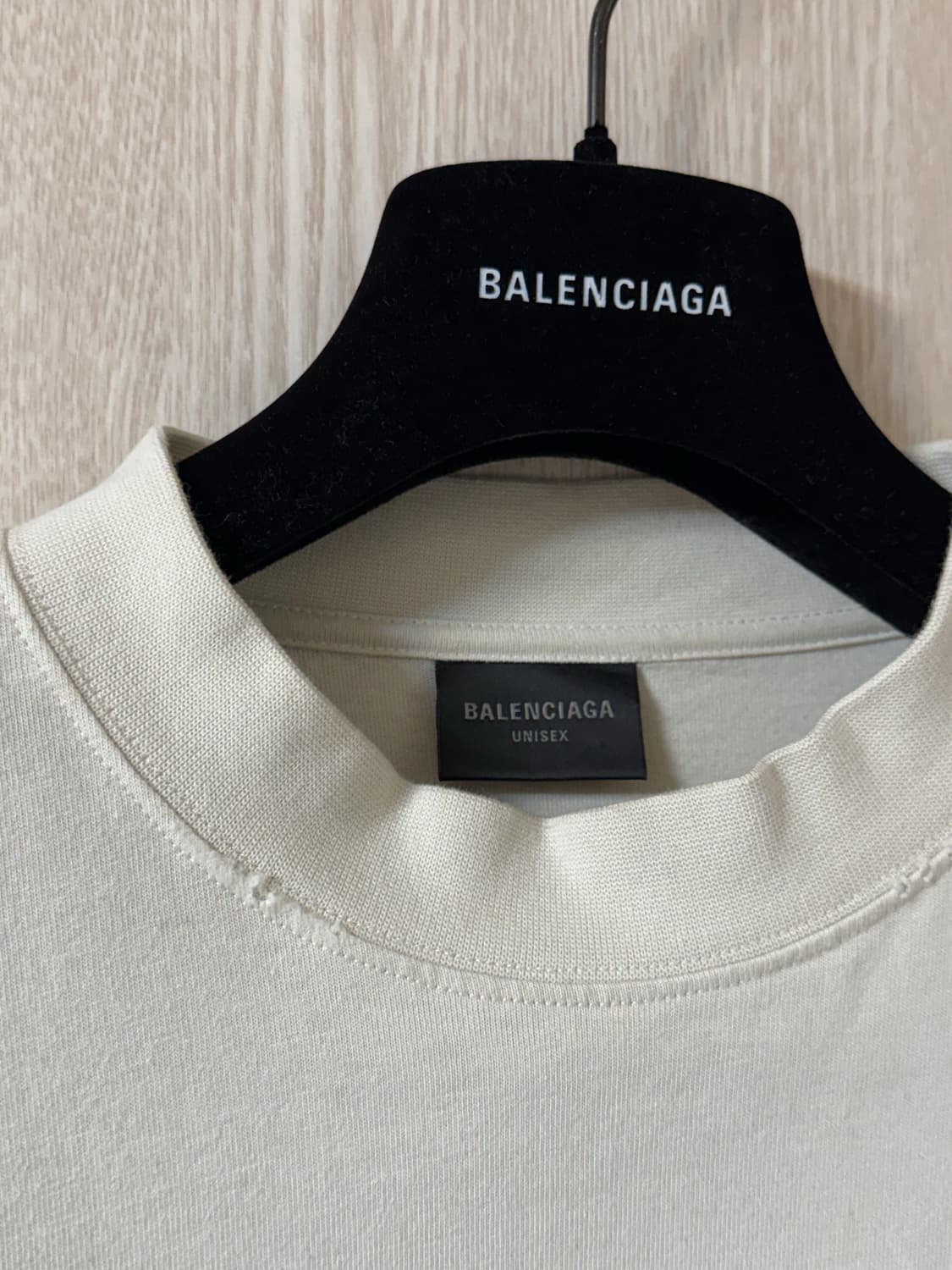 발렌시아가 애플로고 데미지 티셔츠 3 (새상품급) 상품이미지2