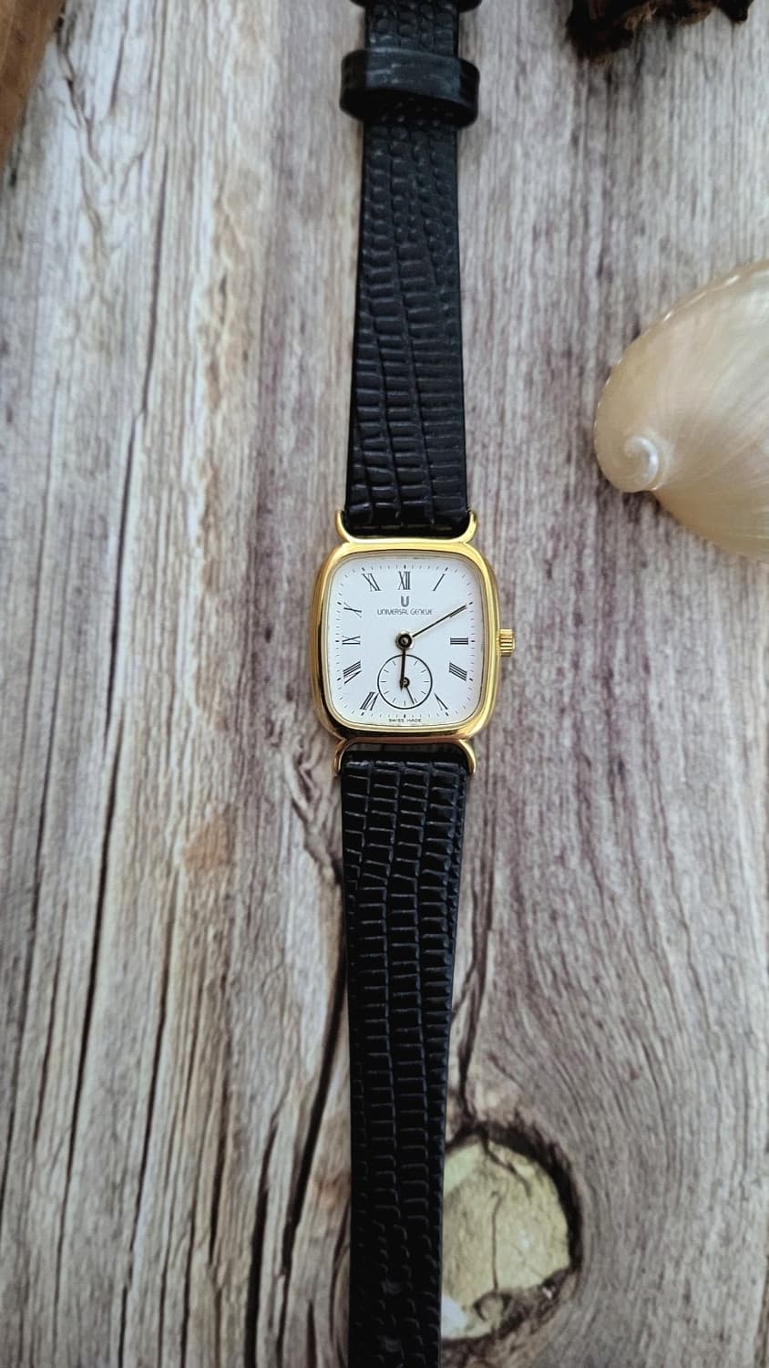[특가상품]정품 유니버셜 제네브 스몰 세컨즈 클래식 드레스 쿼츠 시계 상품이미지5