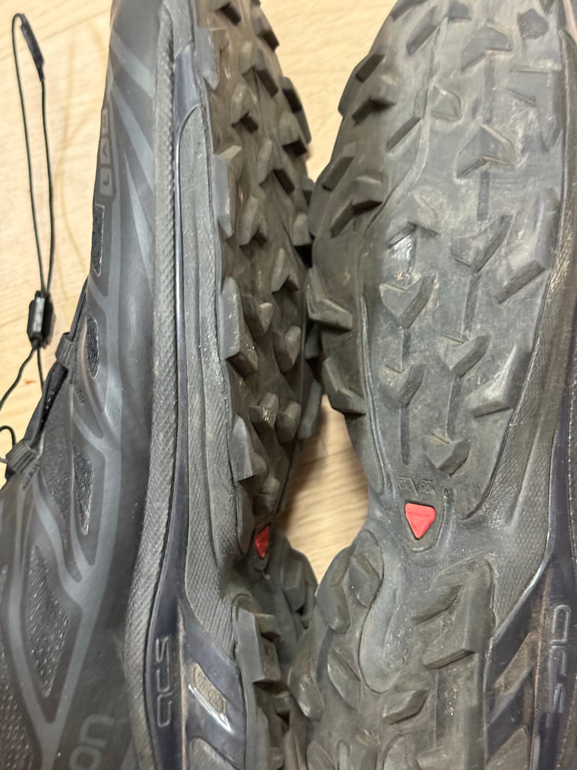 살로몬 XT-6 ADV 블랙 280-285사이즈 판매 상품이미지4