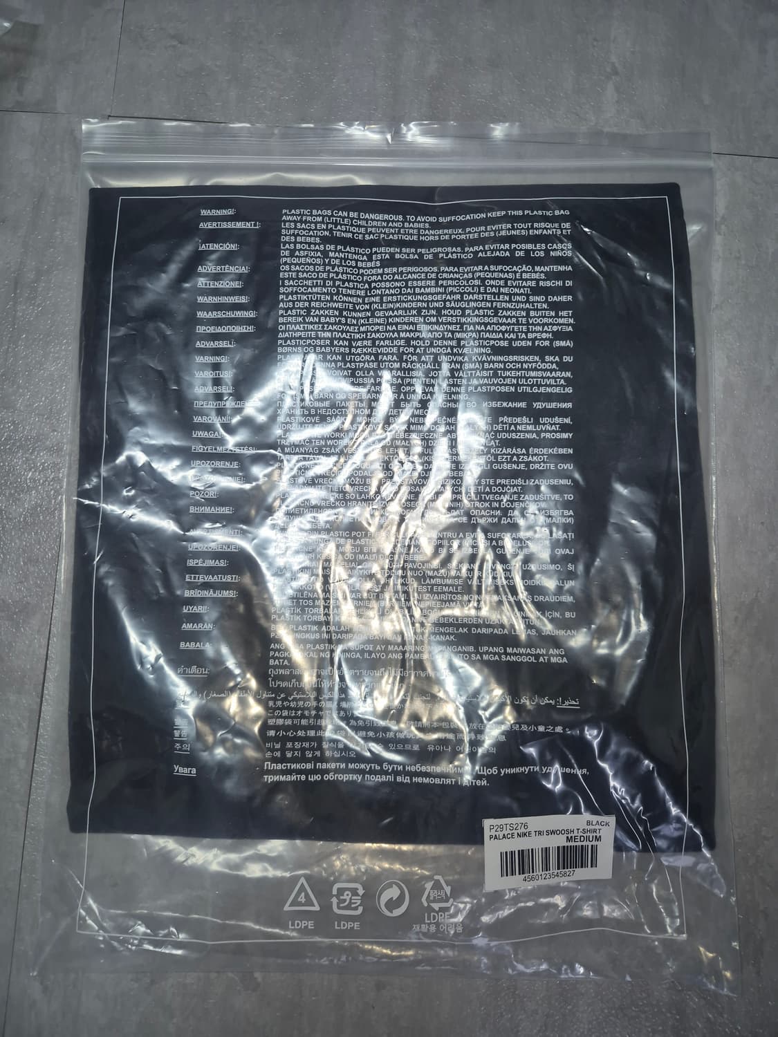 팔라스 x 나이키 트라이 스우시 반팔 블랙 M
실착 X 상품이미지2