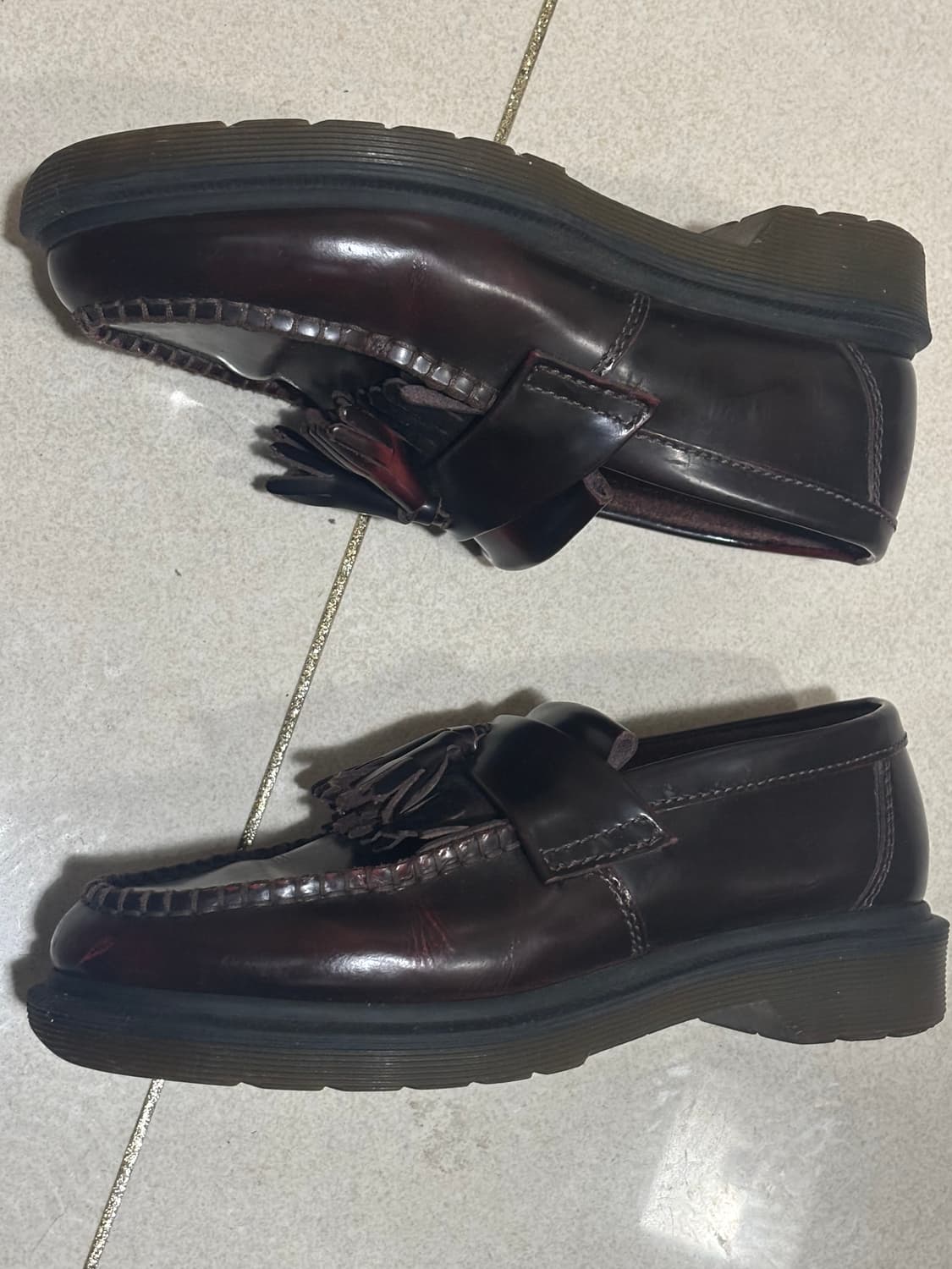 닥터마틴 아드리안 버건디 체리 와인색상 UK4 상품이미지7