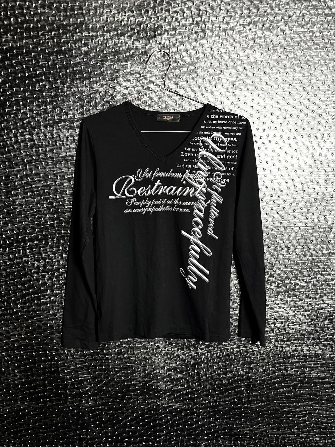 Trenza 브이넥 레터링 티셔츠 상품이미지1